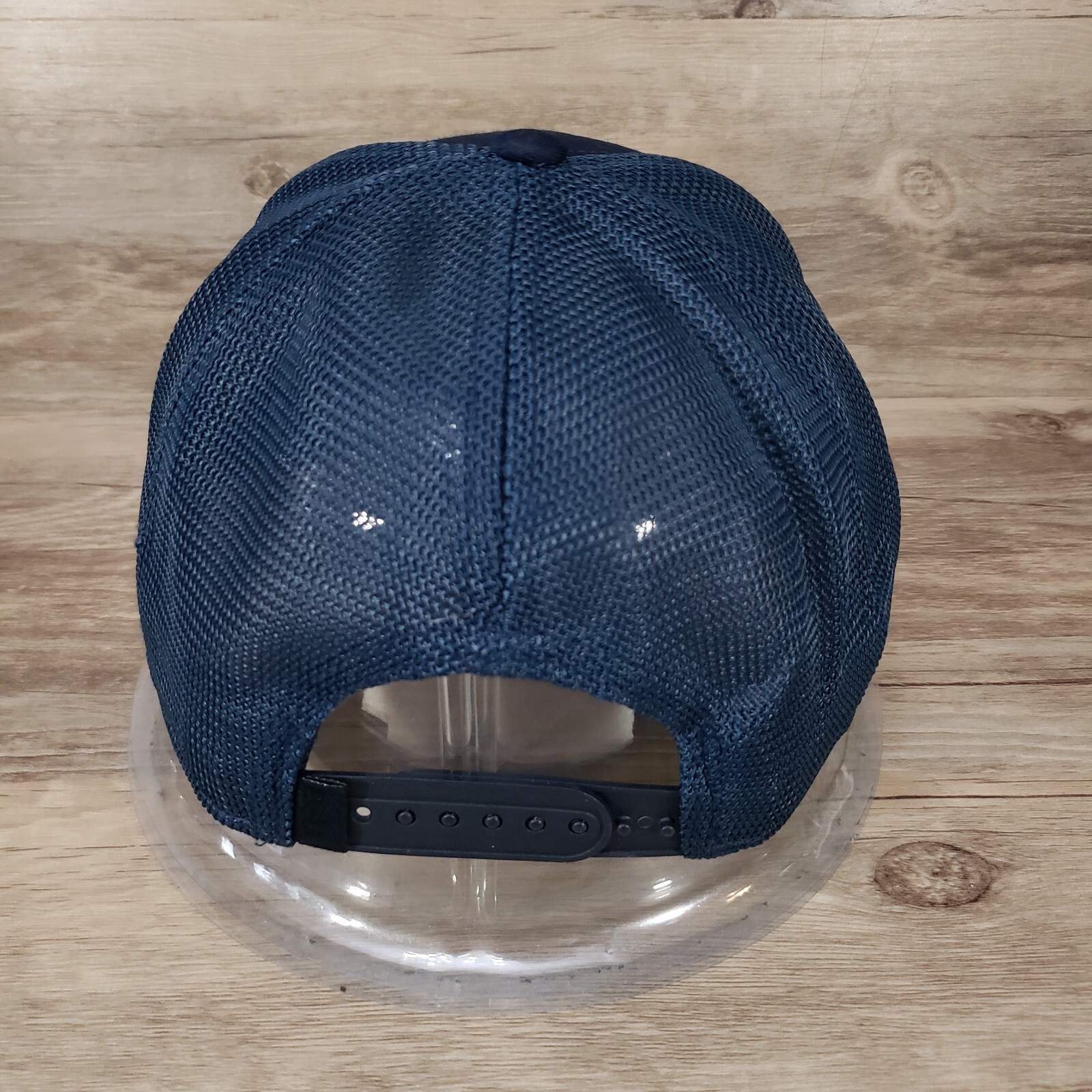 Yeti Lo Pro Patch Trucker Hat Cap Snapback Navy Blue Mesh Back Adjustable
