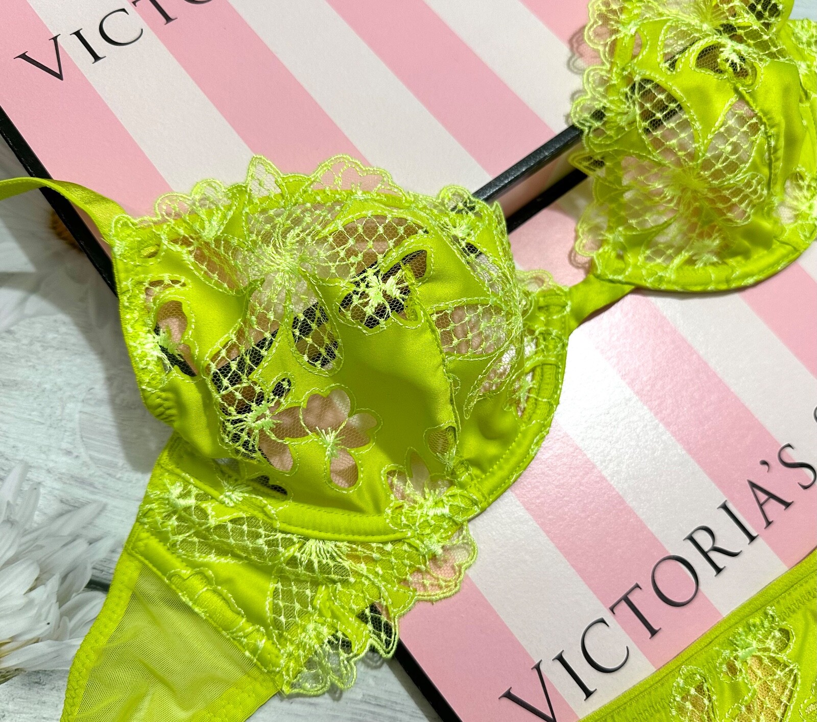 Victoria’s Secret LUXE Unlined Floral Embroidered Demi Bra Thong Set Limelight