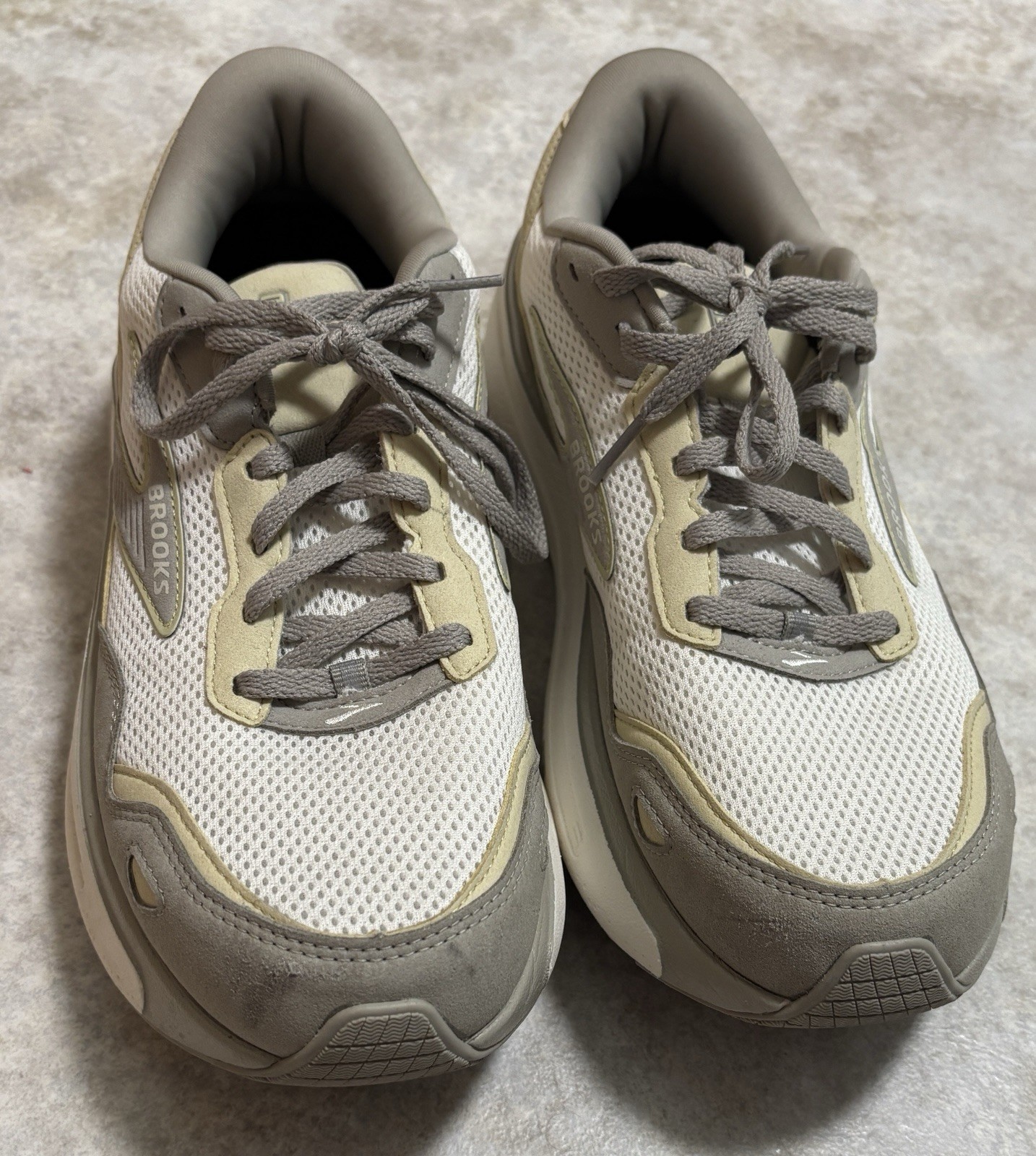 Brooks Men’s Ghost Max 2 Suede Running Shoes Color: London Fog Size: Men’s 10