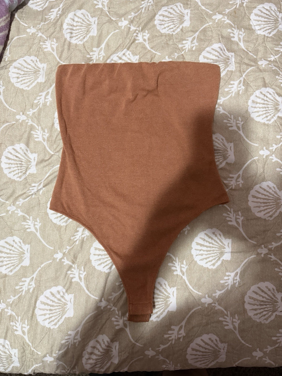 Women’s Brown Strapless Seamless Stretch Thong Bodysuit Moderate Compression