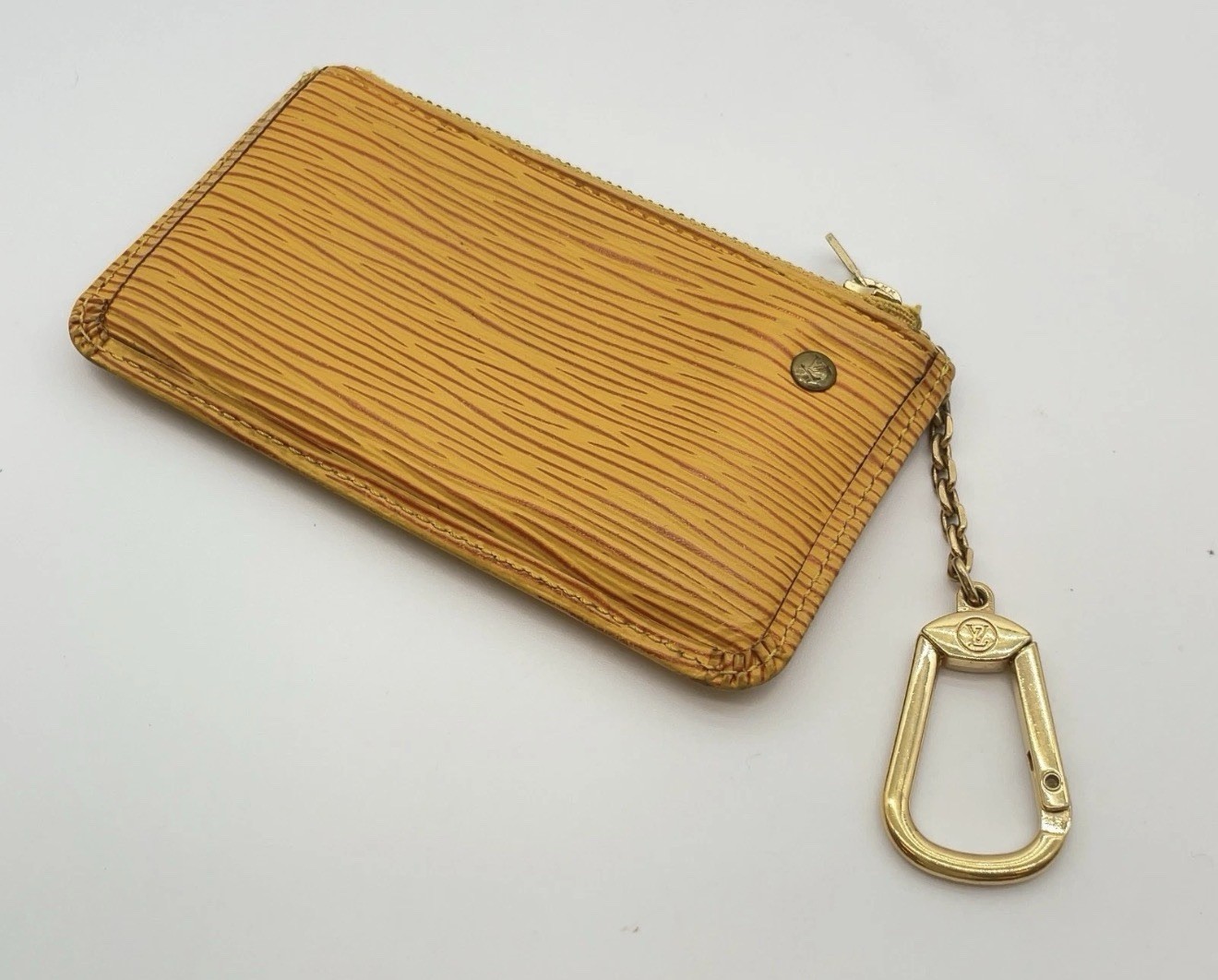 Louis Vuitton Epi Yellow Leather Key Cle Pouch Case Chain w/ Box and Dustbag
