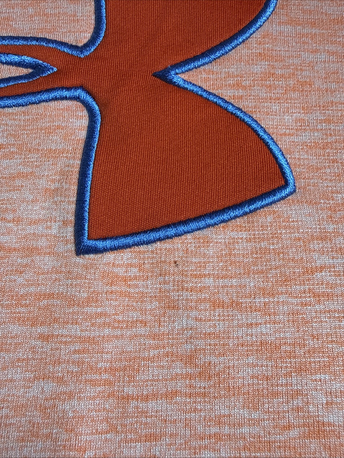 Under Armour UA Men’s Orange Sweatshirt Hoodie, small vs medium?