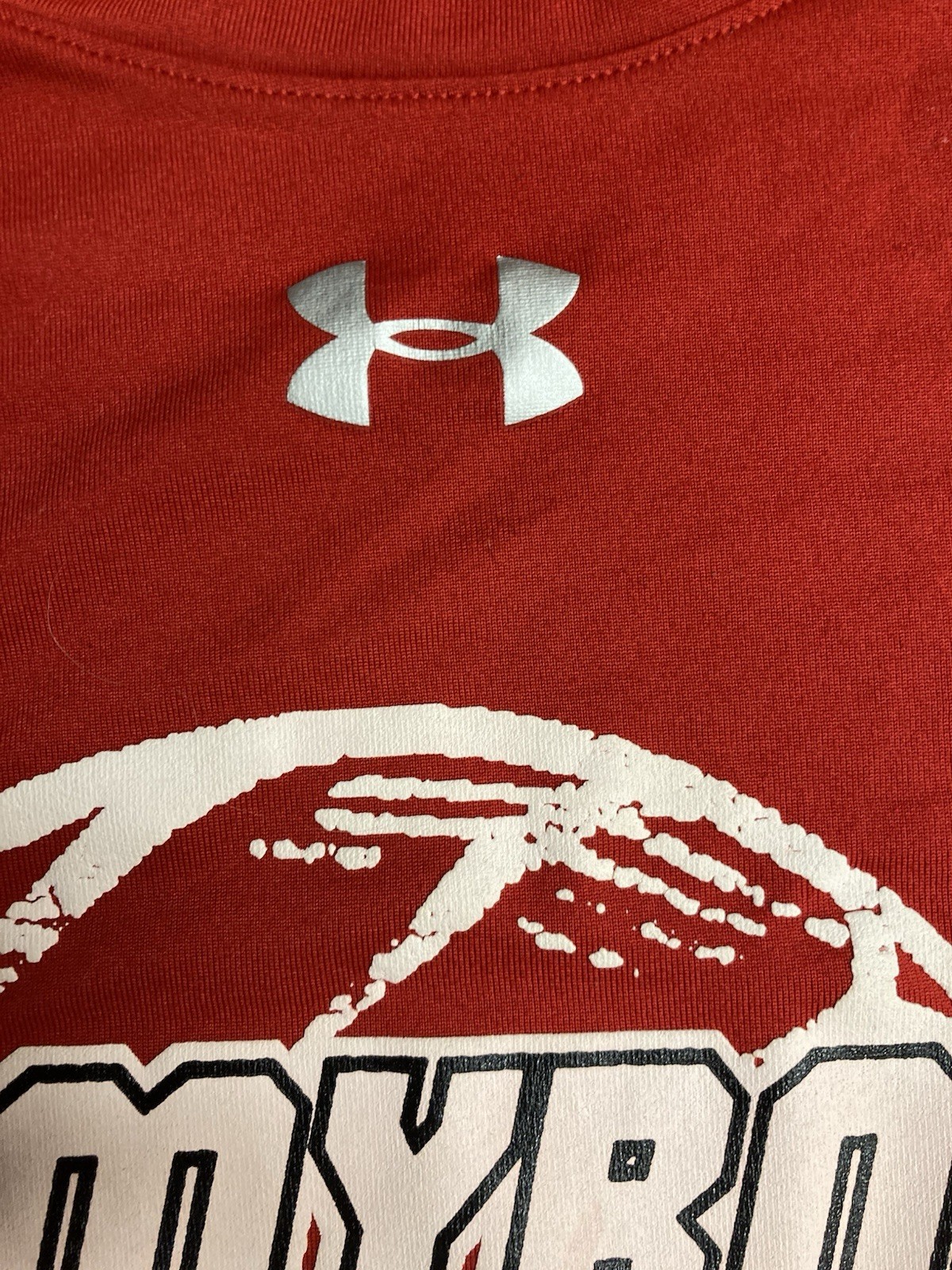 Under Armour HeatGear Men’s 2XL Loose Volleyball Red Crew Neck Graphic Tee