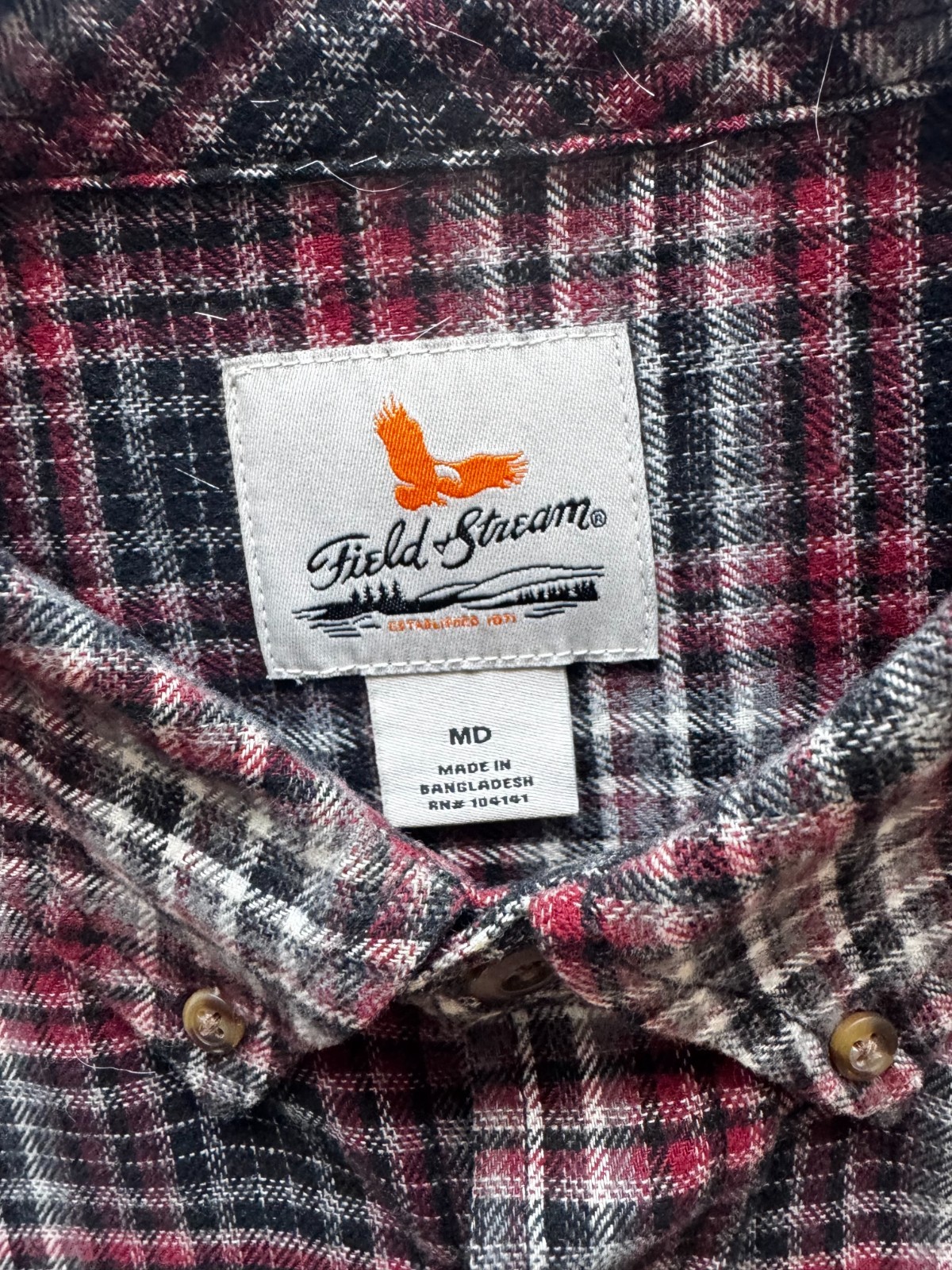 Field & Stream Men’s Plaid Flannel Button Front Shirt Medium Red Gray Black