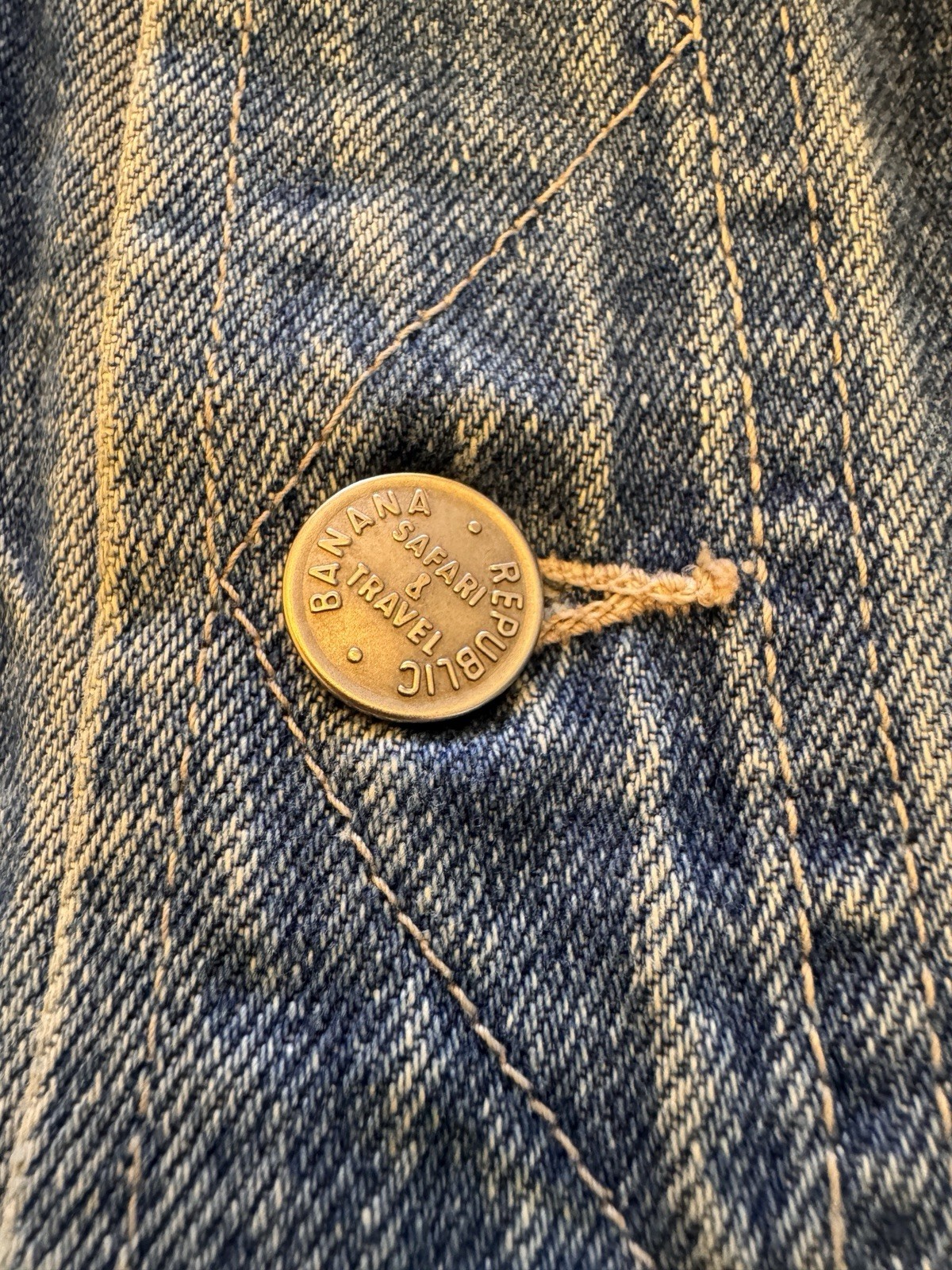 VTG Banana Republic Denim Jacket Mens Small Trucker Safari & Travel Clothing Co