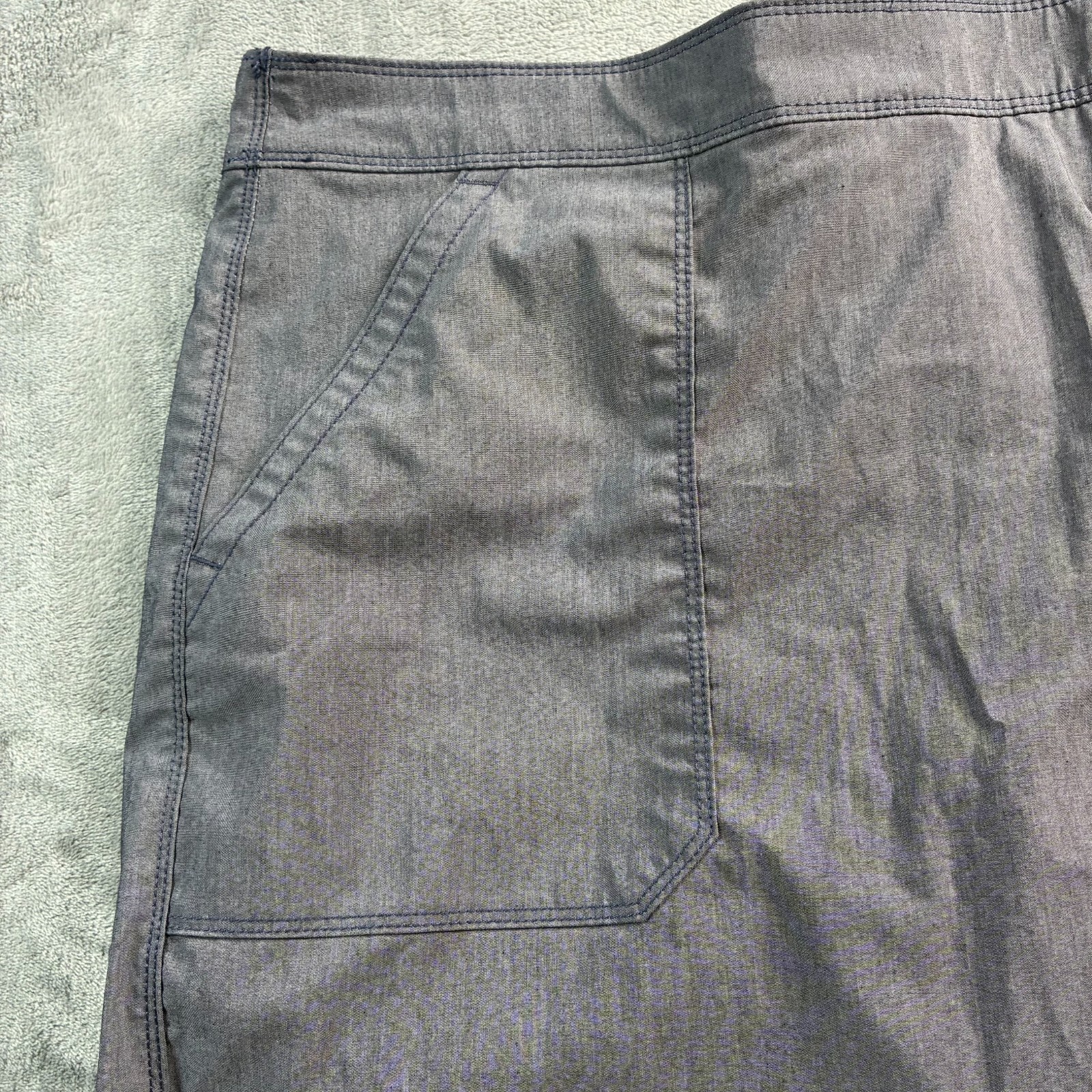 Columbia Womens Skort Blueish Gray Elastic Waist Longer Days Size 14 Omni Shield