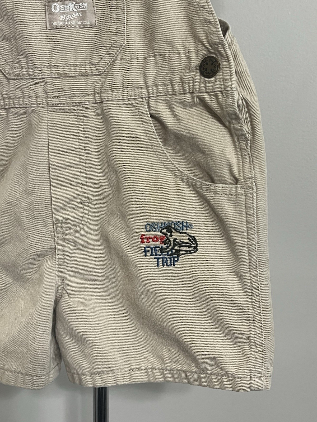 1990s Vintage Oshkosh B’Gosh Frog Field Trip Embroidered Shortalls Youth Sz 4T