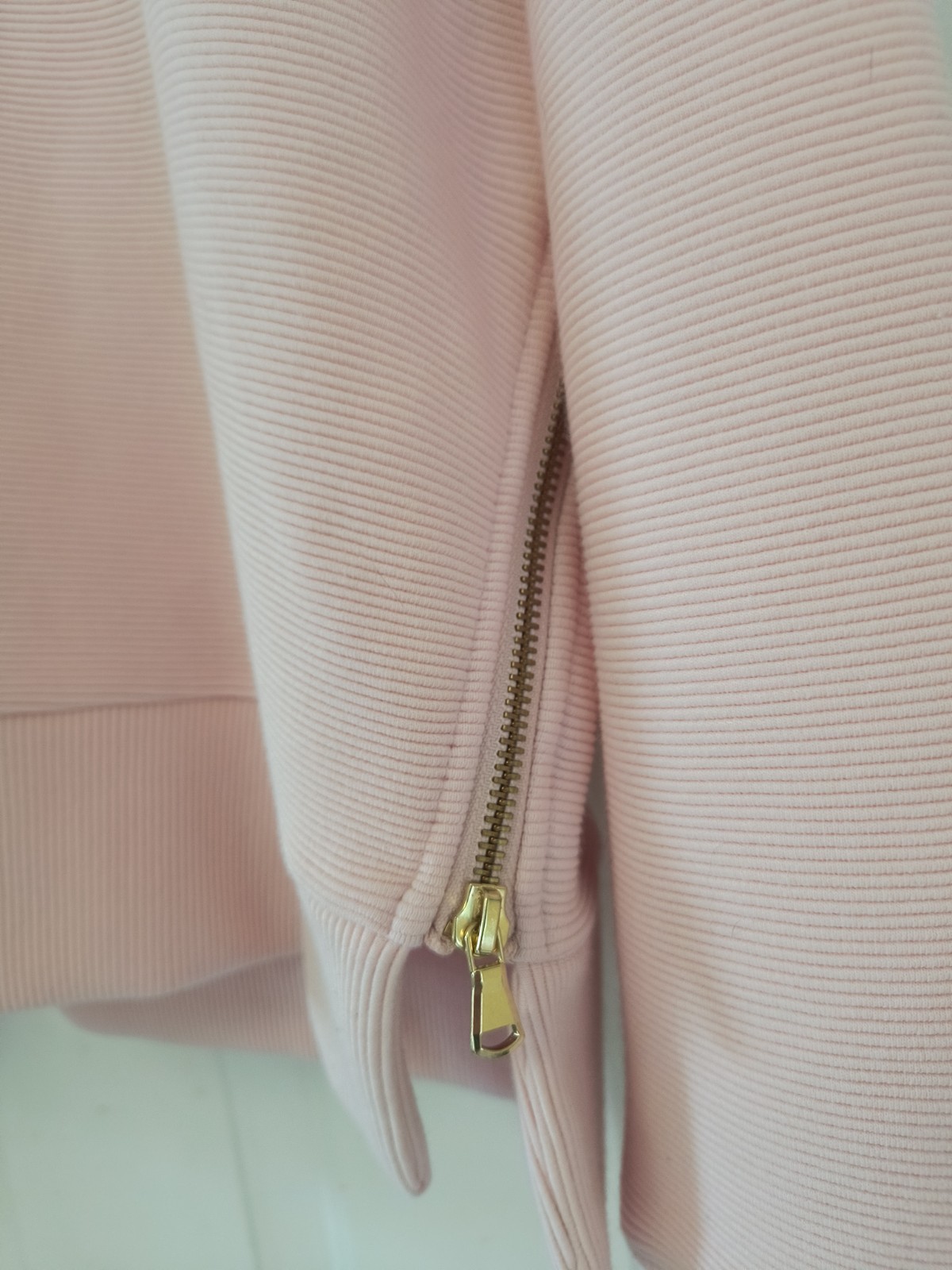 NWT Varley Ribbed Cotton Crewneck Side Zip Sweatshirt in Blush Pink Size Small