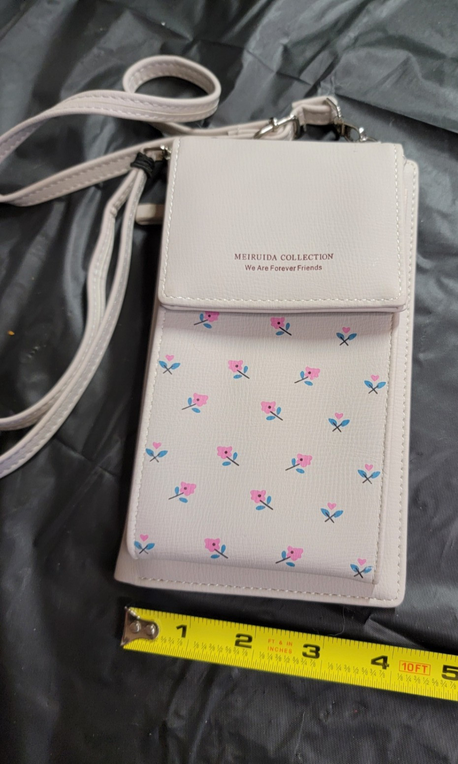 Cellphone Wallet, Meiruida Collection Ivory & little flowers on the front