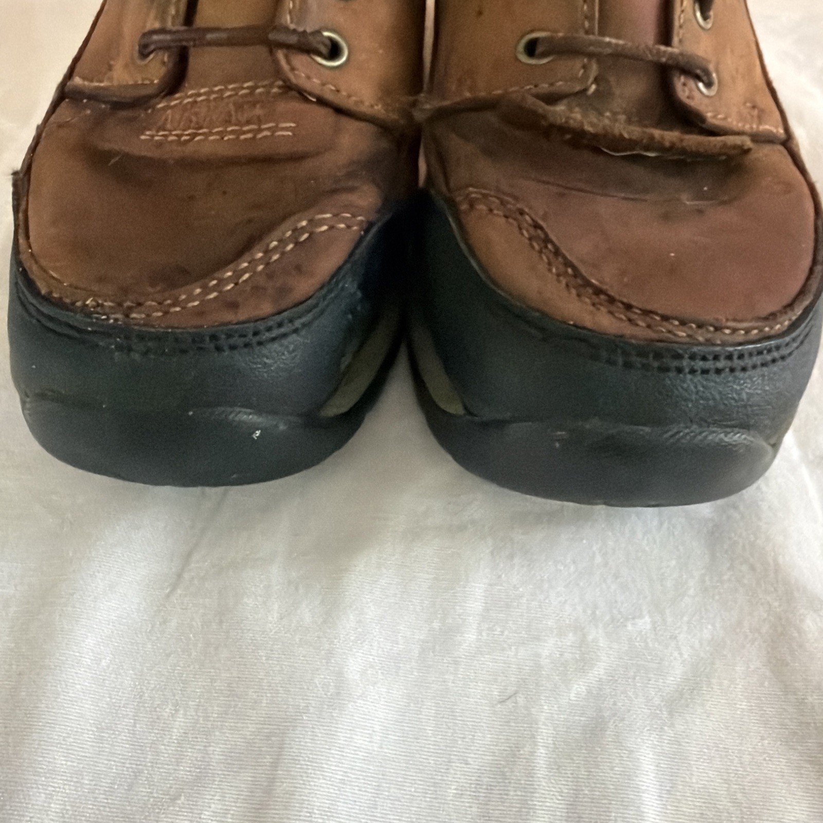 Ariat Women’s Size 7.5 B Brown Hiking Boots. Used. No Returns Accepted.