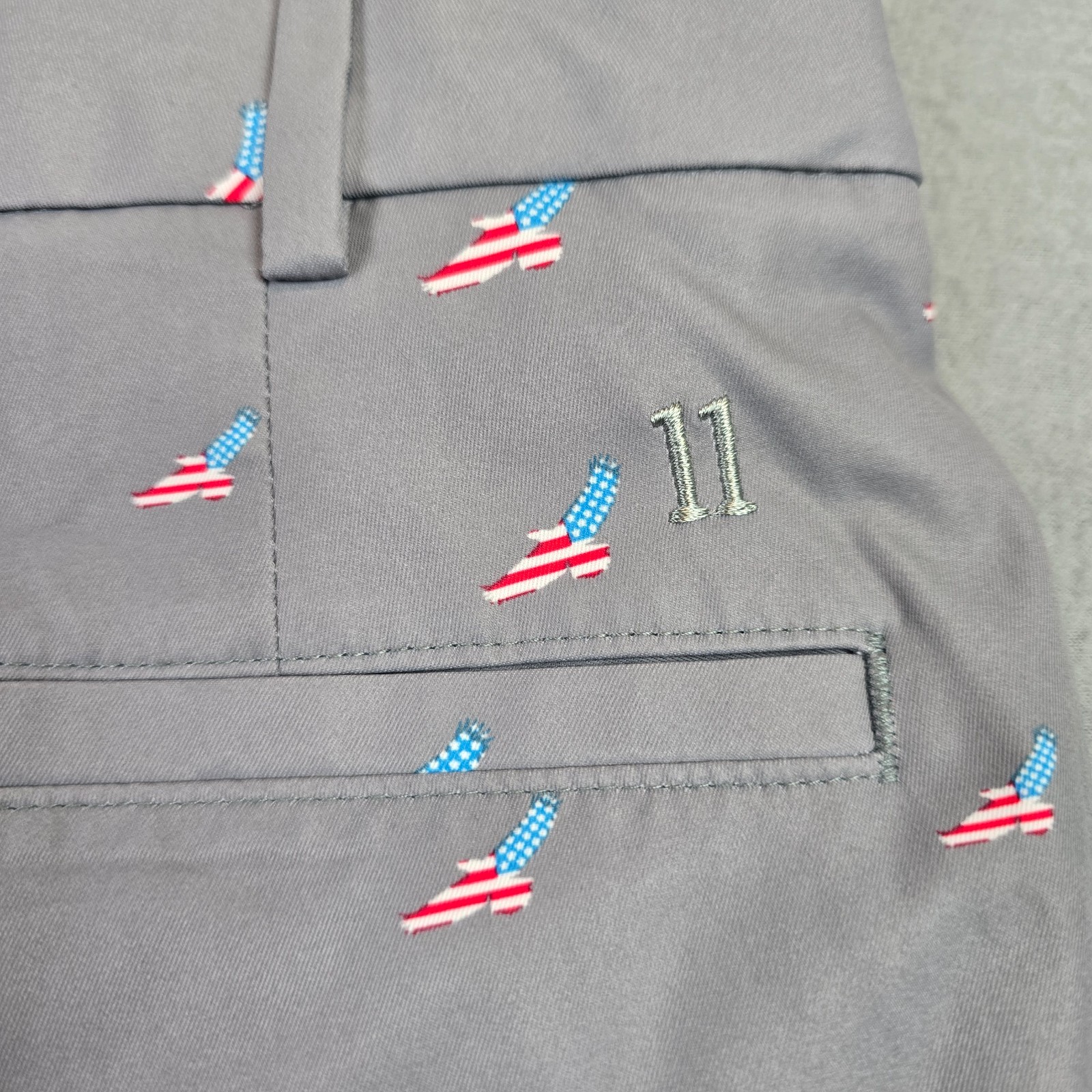 Walter Hagen Men’s Golf Shorts Size 38 Gray Patriotic USA Flag Print Performance