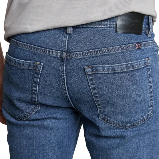 English Laundry Men’s Harrow Straight Fit 5 Pocket Jean