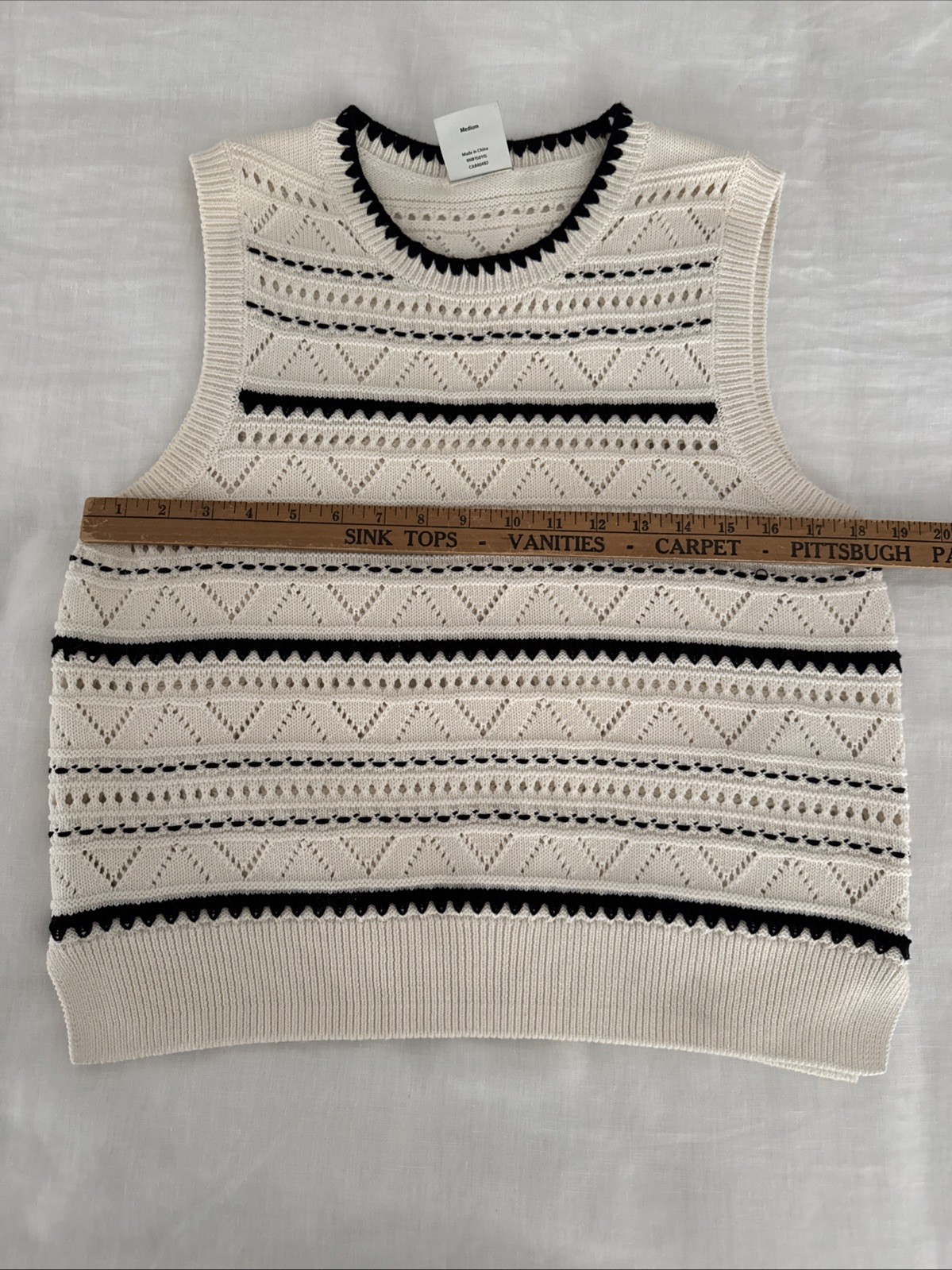 Varley Knit Sweater Vest Size Medium Cream Black Pointelle Sleeveless Top Tank