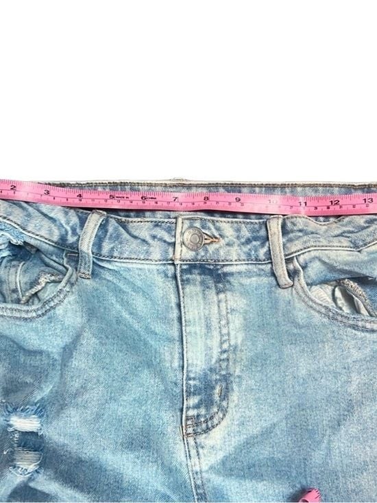 Wild Fable Light Wash Distressed Flare Jeans Size 6 High Rise