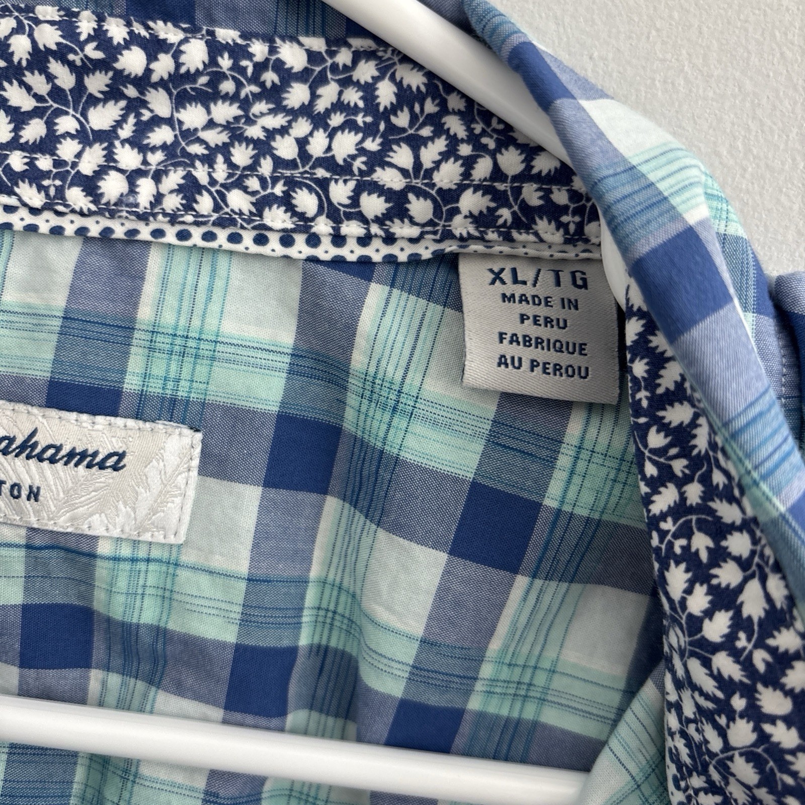Tommy Bahama Button Down Shirt Mens Size XL Blue Plaid Pima Cotton Long Sleeve