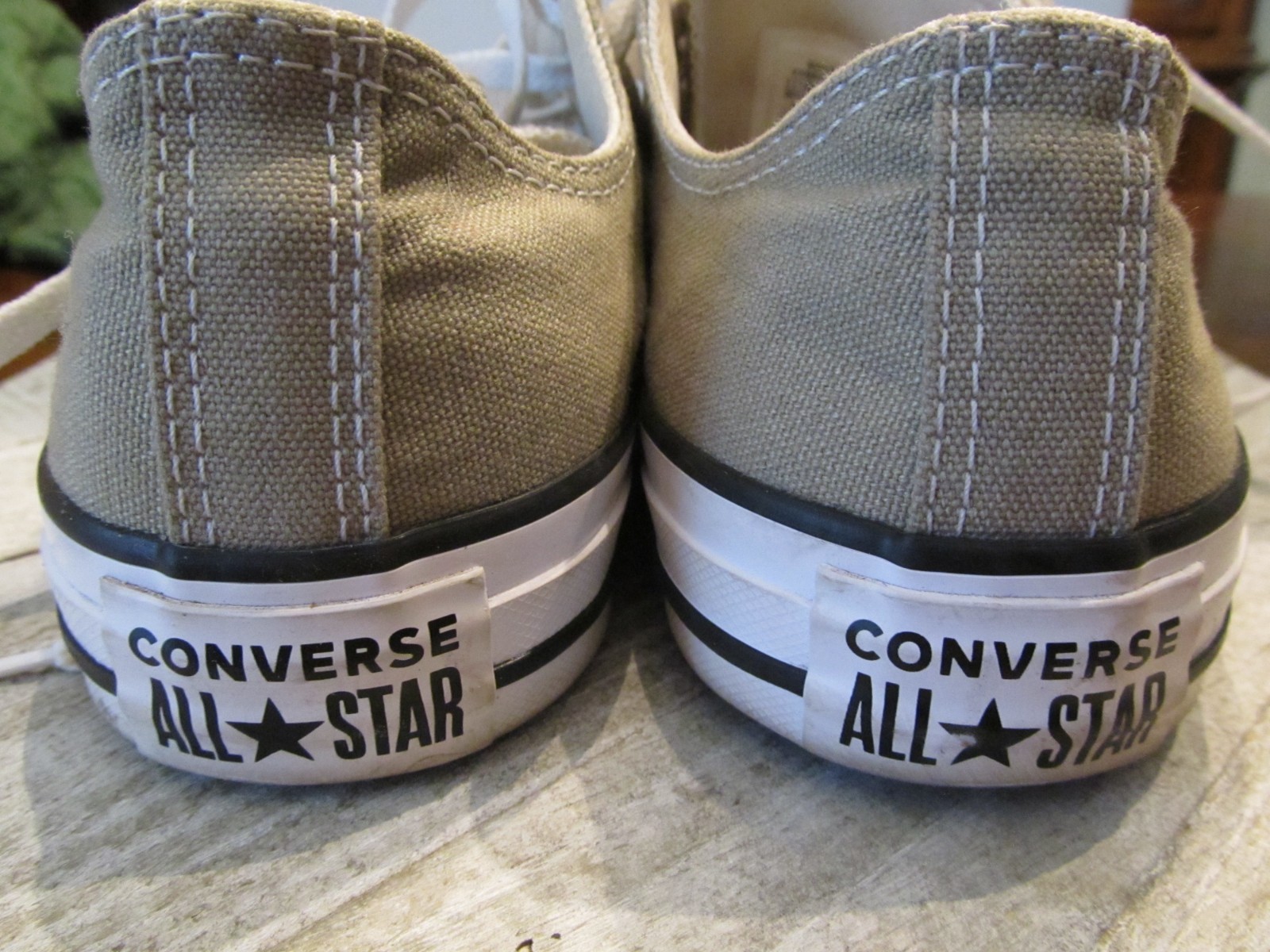 Converse Chuck Taylor All-Star Olive Green Low Top Canvas Sneakers W8 M6