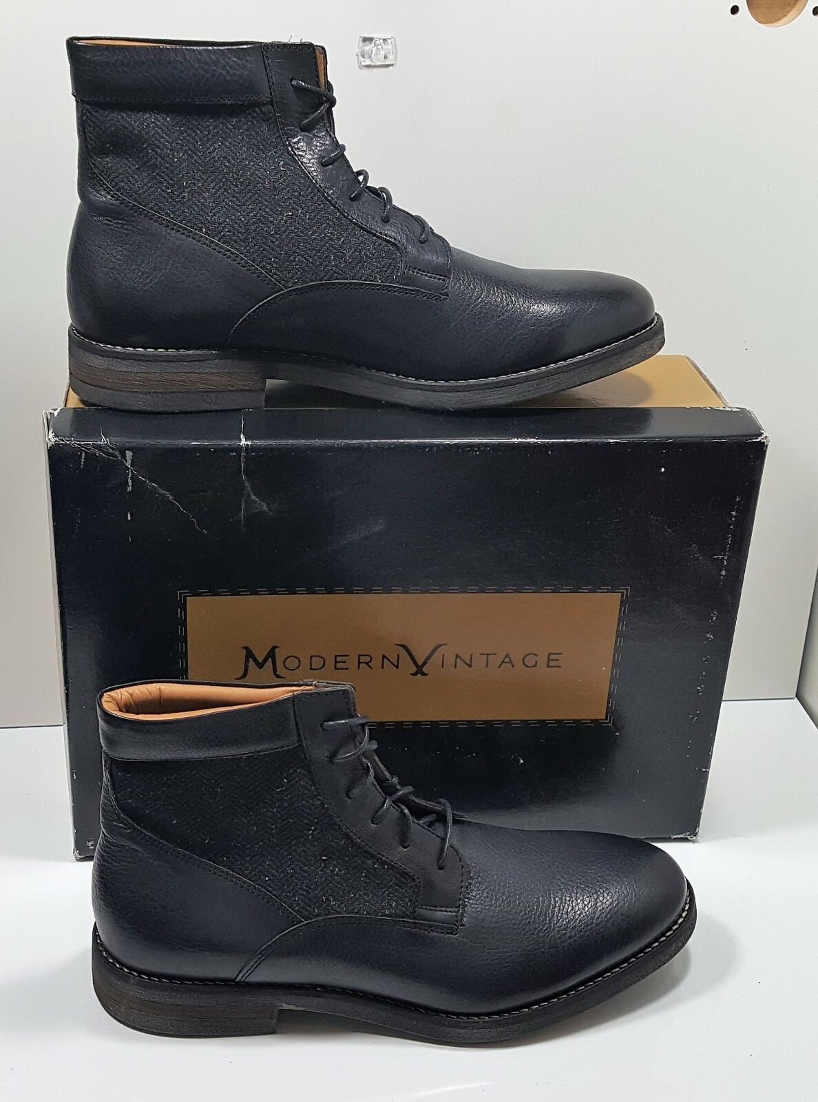 Modern Vintage Casual Black Leather Lace Up Ankle Chukka Boots Mens 10.5 $325