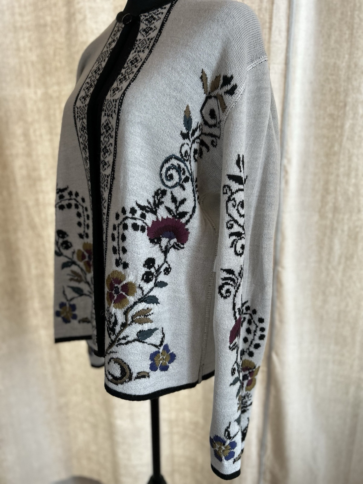 Simply Natural Alpaca Blend L/XL Floral Embroidered Cardigan Reversible NWOT