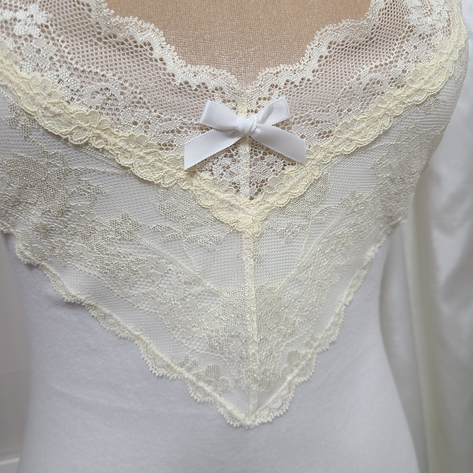 ♡ Y2K ♡ Abercrombie And Fitch White Cami Cream Lace Razorback Tank Top