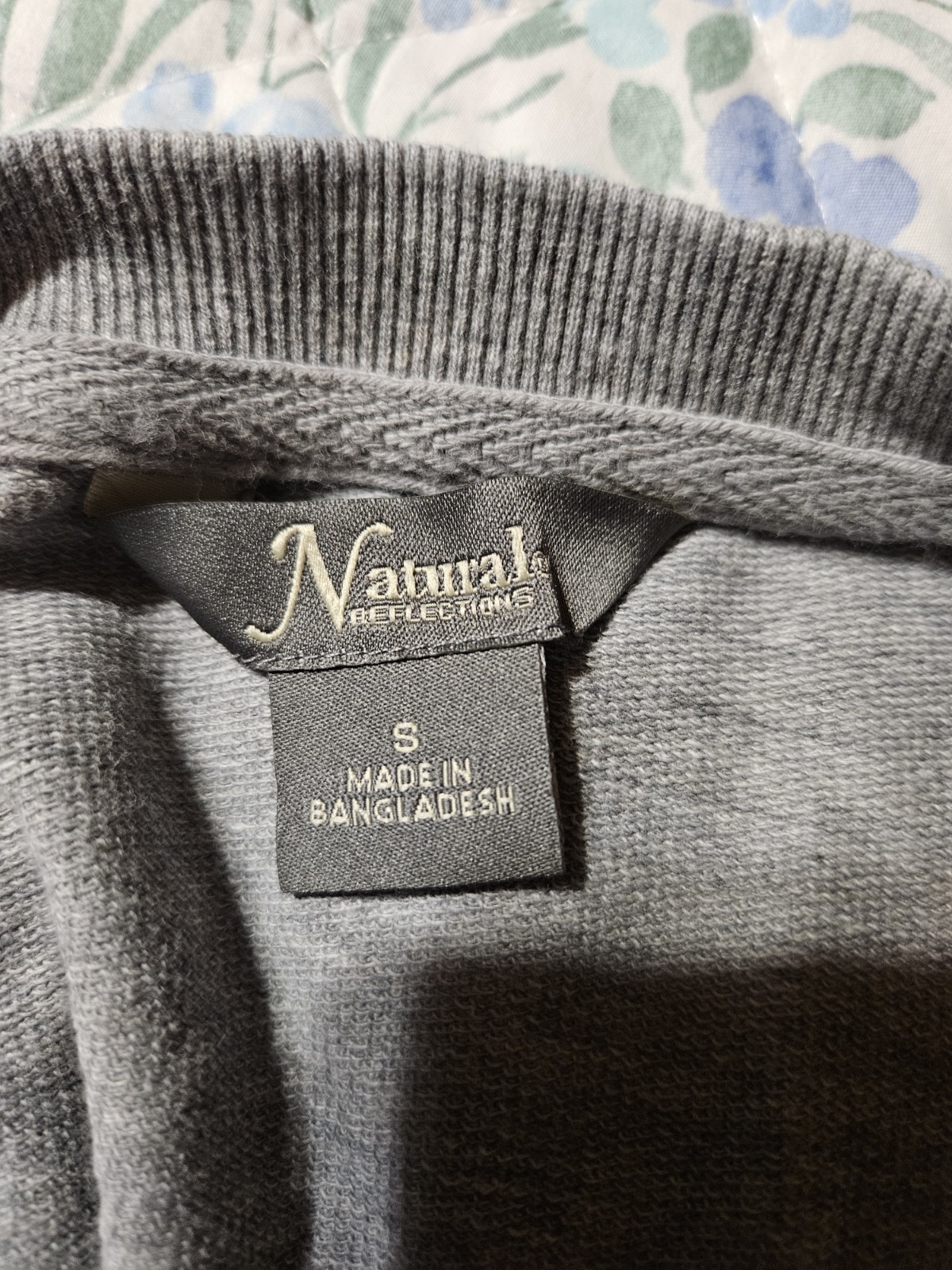 Naturals Christmas Sweather Long Sleeve Womens Size Small