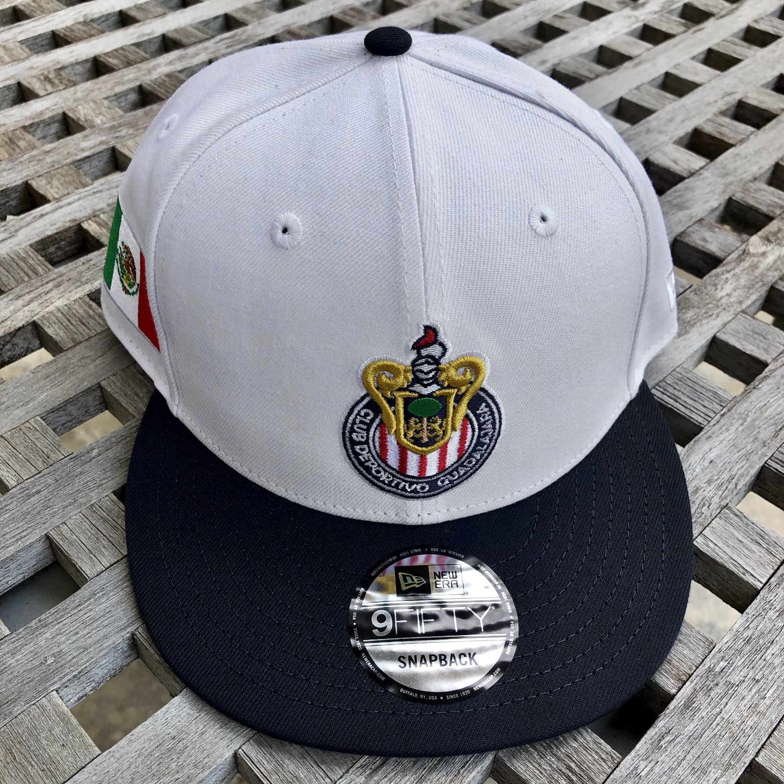 Chivas de Guadalajara Mexico Flag Patch New Era 9FIFTY 2 Tone Snapback Hat