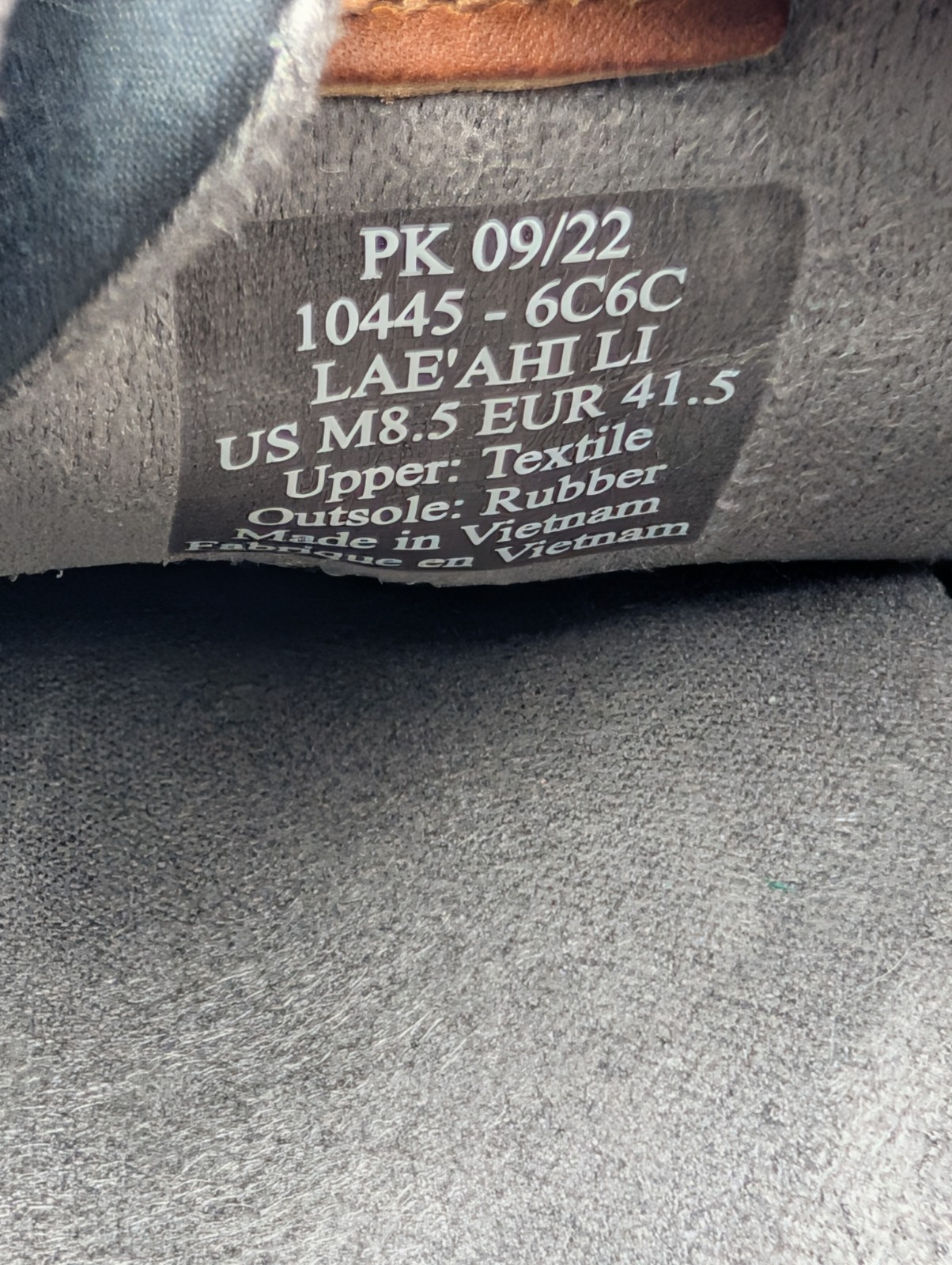 Olukai Lae’ahi Li Men’s Casual Shoes. Size 8.5 (EUR 41.5) Dark Gray Canvas.