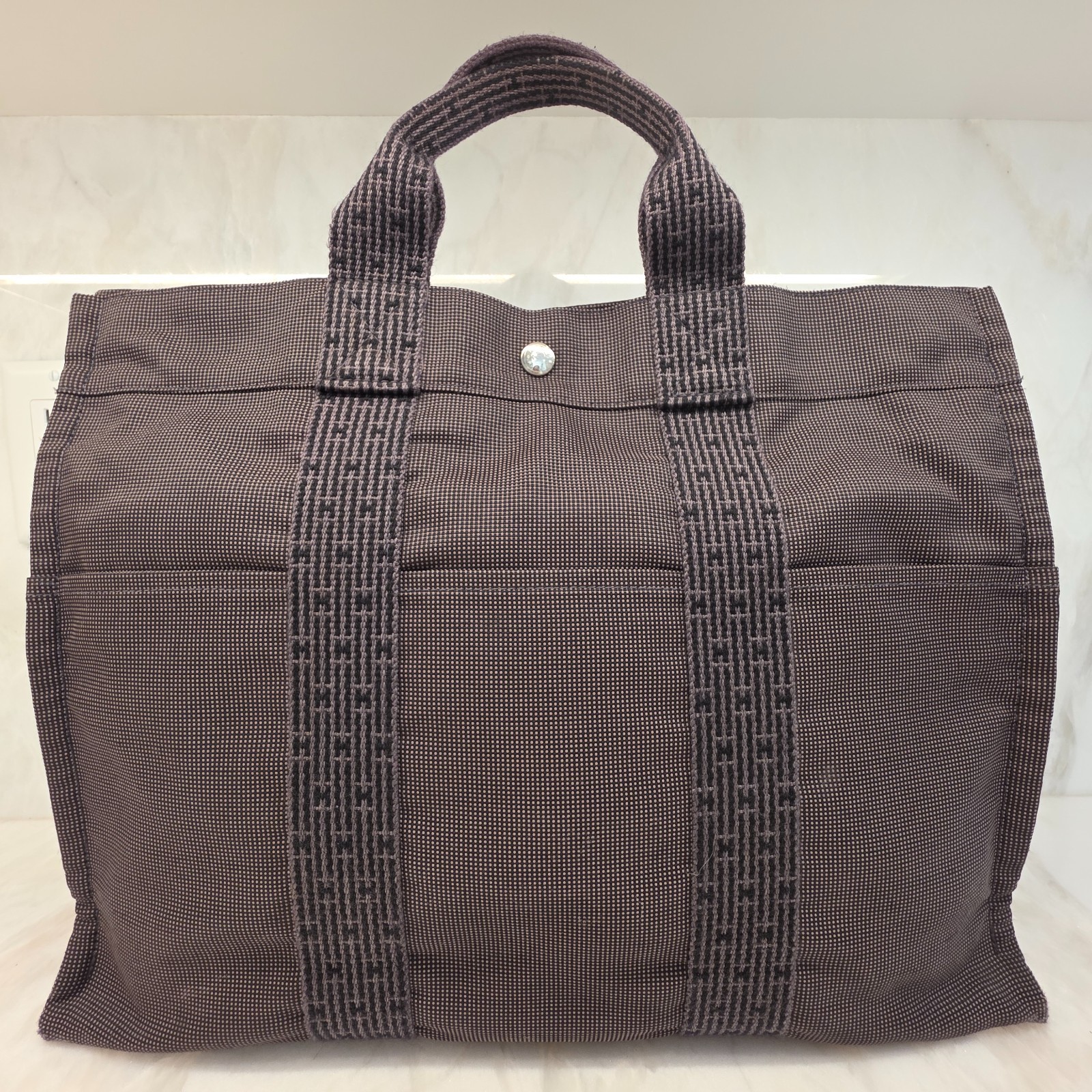 Hermes HerLine MM Tote Bag Charcoal Gray / Black with HERMES LOCK #121