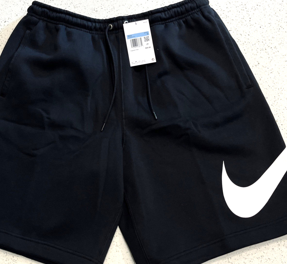 Nike Essential Men’s Club Graphic Fleece Knee Shorts / Black #FN3906-010 / NWT