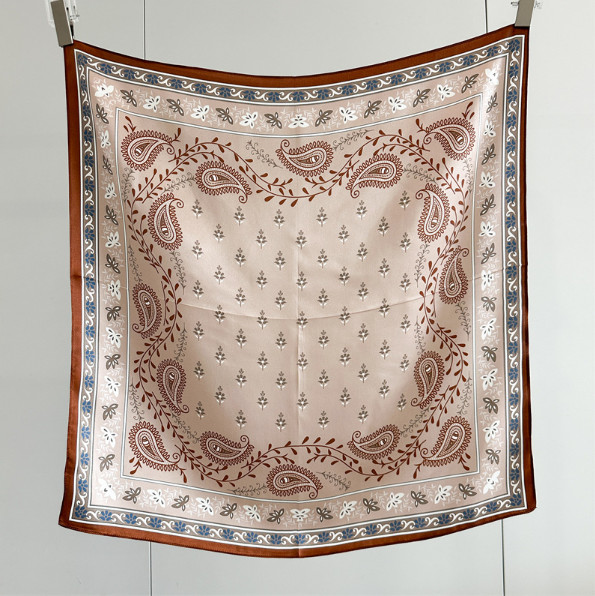 100% Silk Mulberry Shawl 26” Bandana Beige lace Print Neckerchief Scarf Wrap
