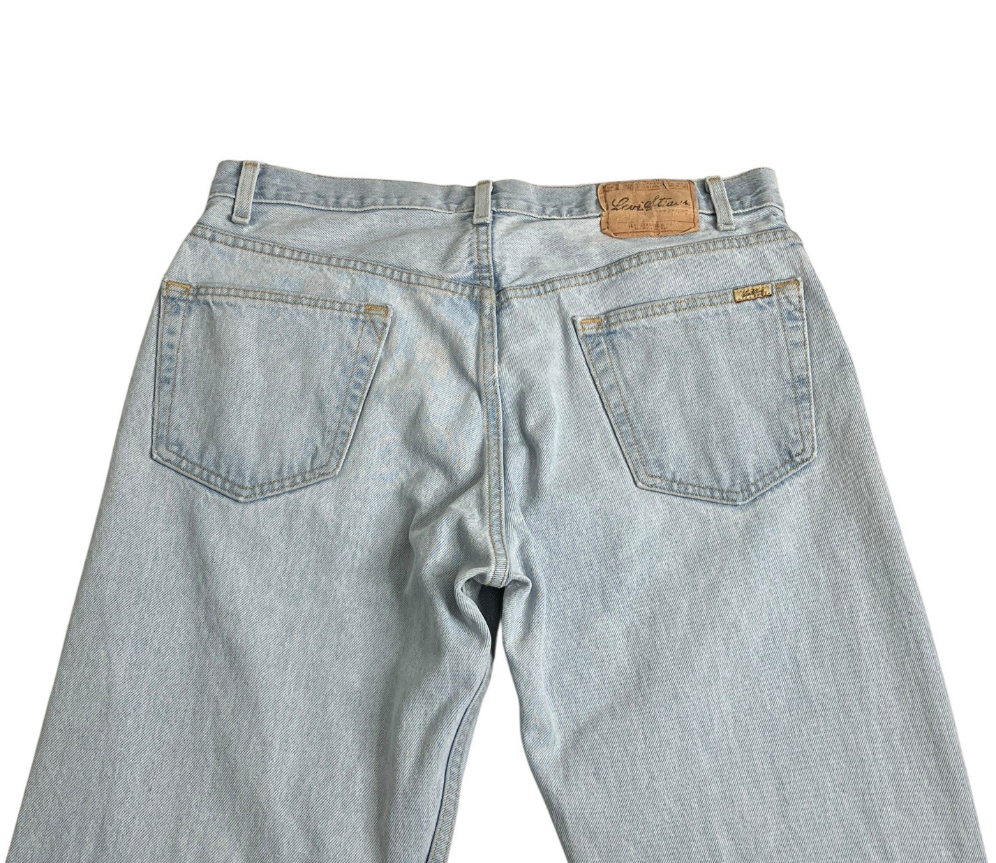 Y2K Levi’s Signature Jeans Mens 36×35 Light Wash Denim Frayed Hem Western Work