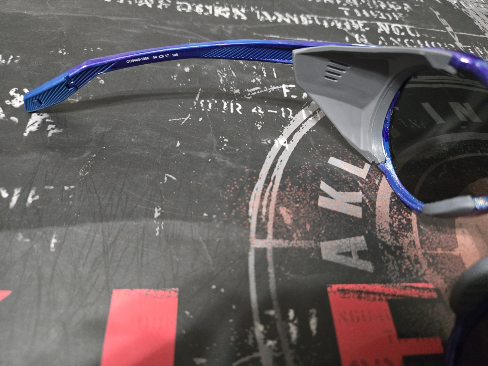 Rare Oakley Spin Shift Collection Clifden Shift Spin / Prizm Grey OO9440-1956