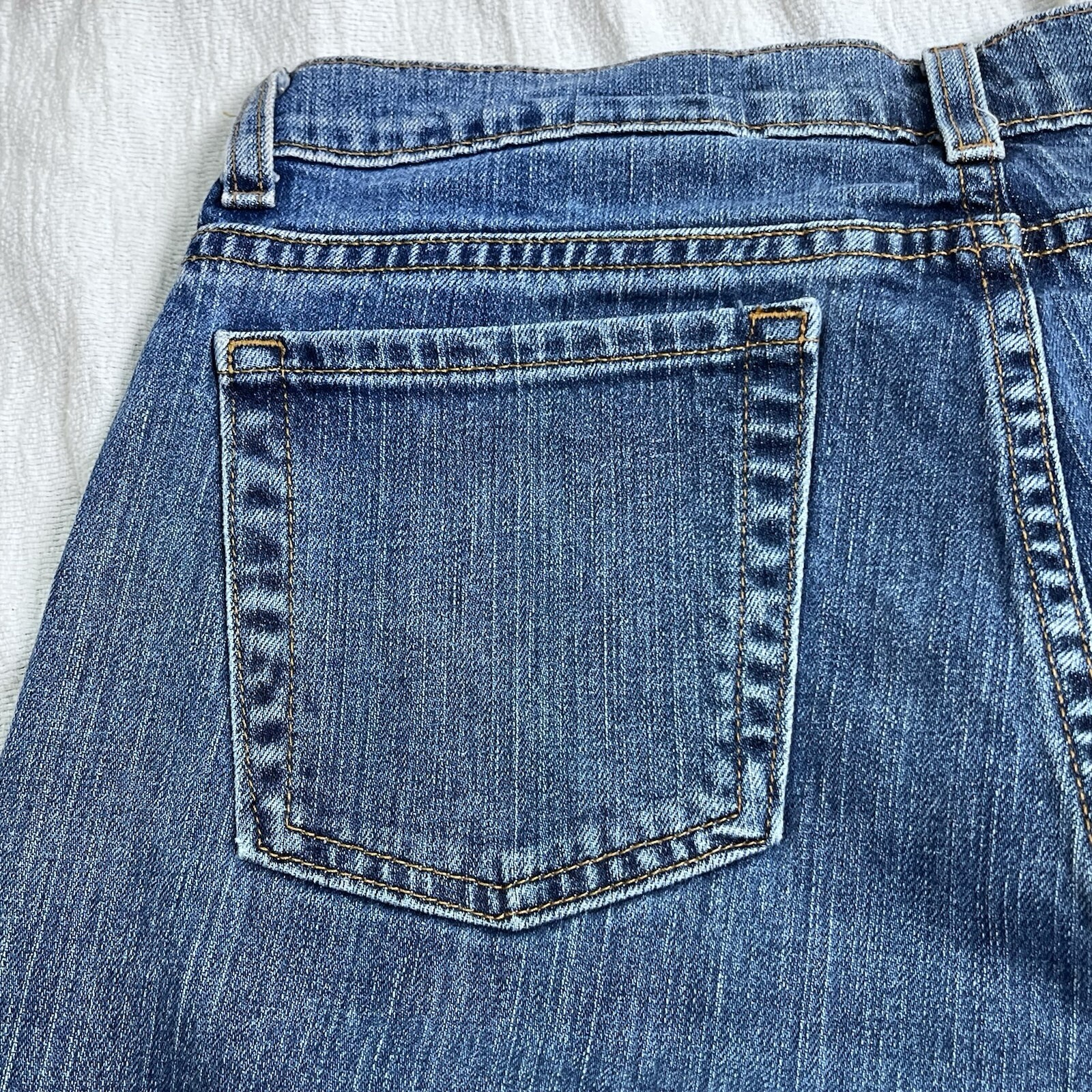 Eddie Bauer Natural Fit Jeans Women’s Size 12 Straight Leg Cotton Blend Denim