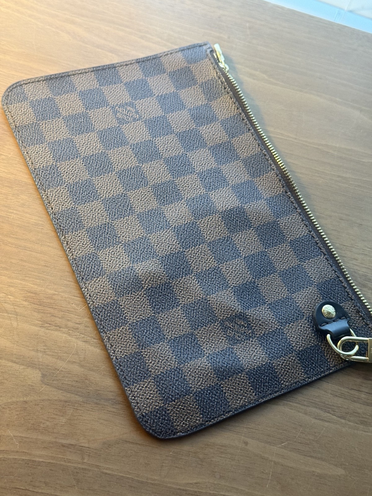 Louis Vuitton Damier Ebene Neverfull GM Pochette Wristlet Pouch- Mint Condition