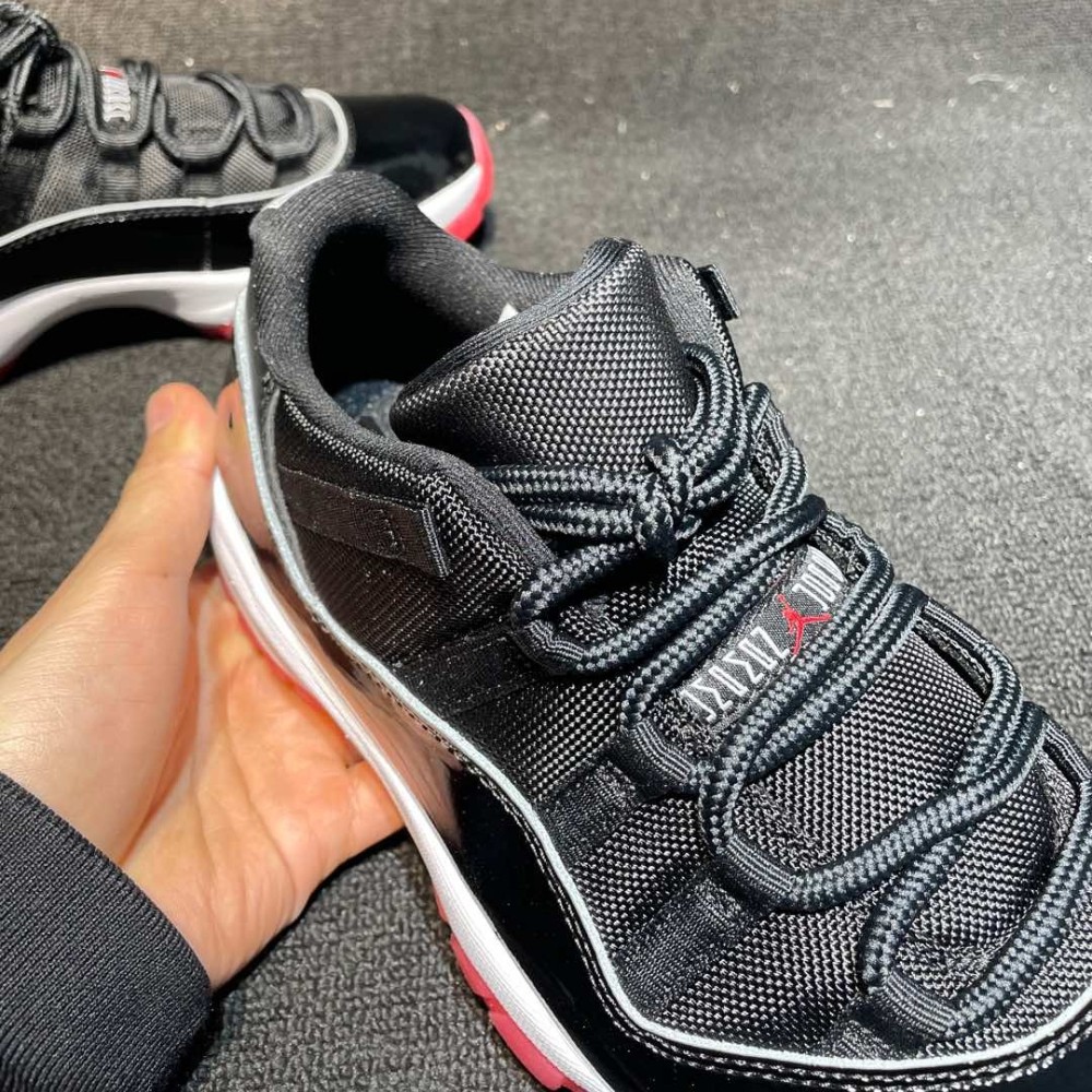 AJ 11 Retro Low ‘Bred’ FV5104-006 2025 Unisex Black Red