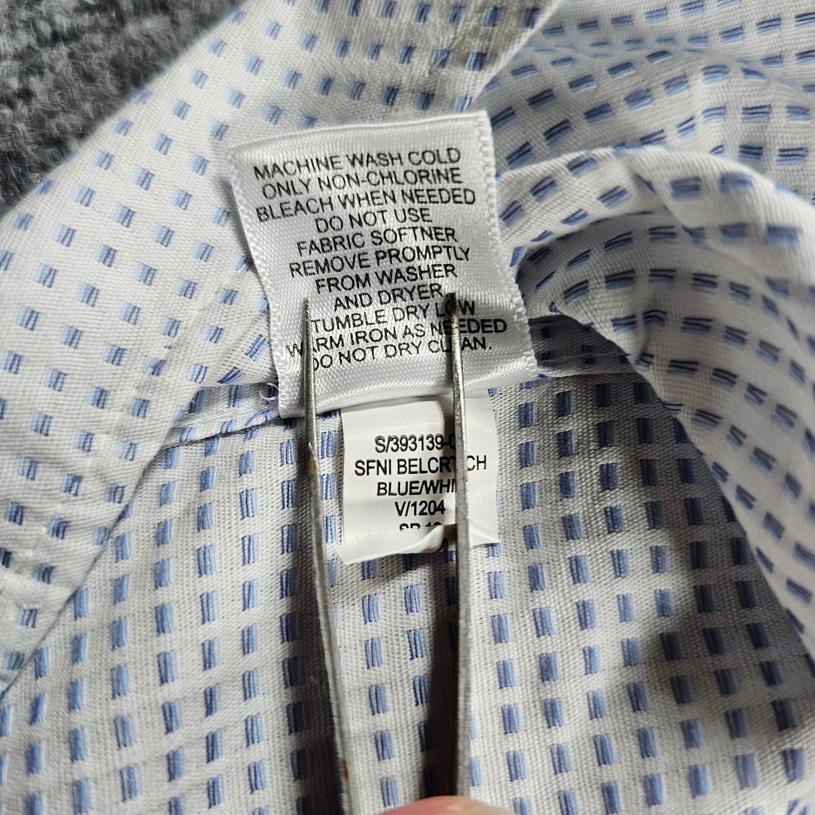 Banana Republic Mens Non Iron Slim Fit Dress Shirt Blue White Pattern L 16-16.5