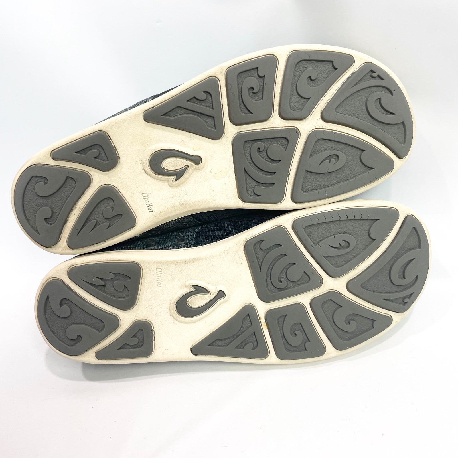 Olukai Mens 9 Nohea Moku Slip On Sneaker Boat Shoe No Tie Gray 10283