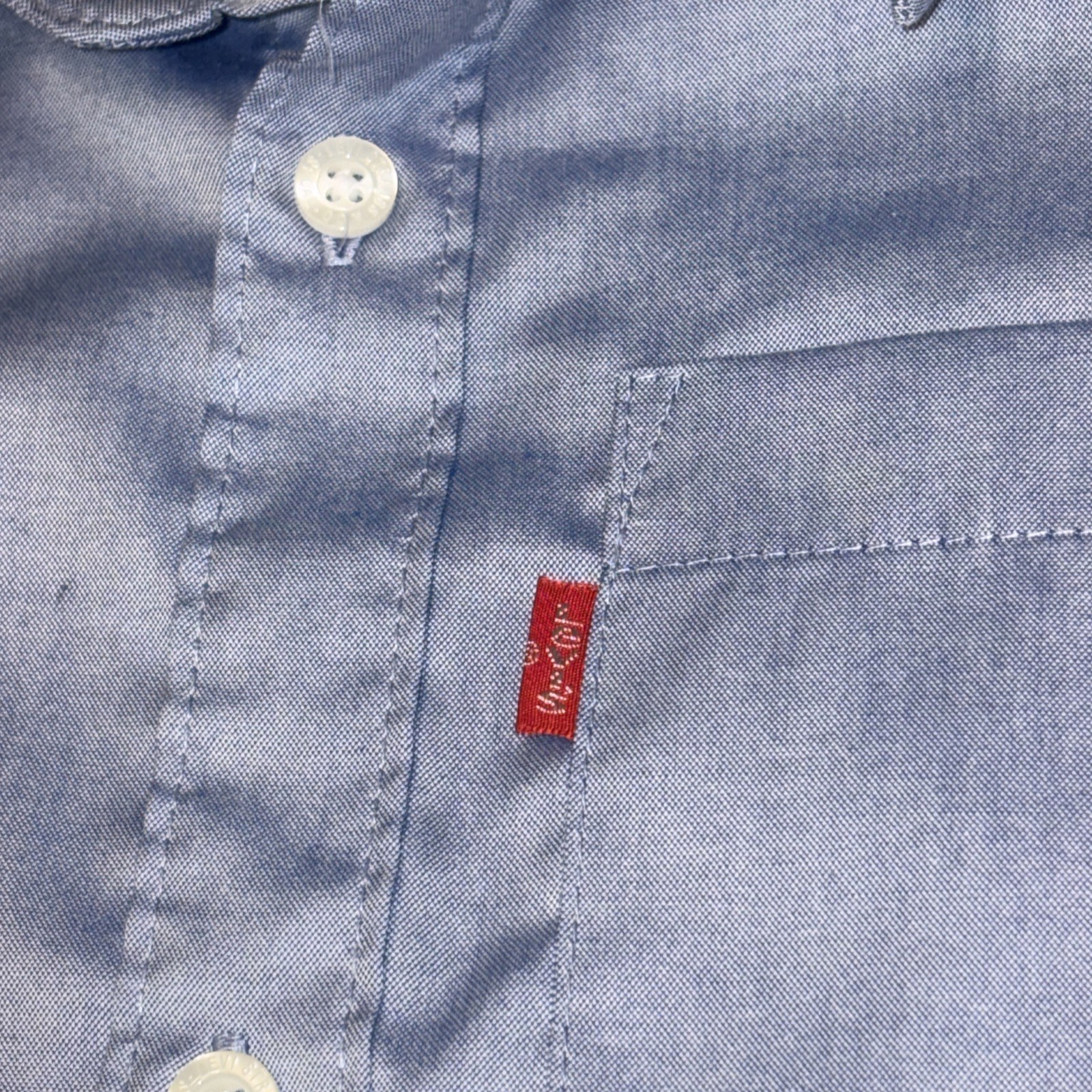 Levi’s Youth Boys Denim Light Blue Cotton Button Up SZ 6 Little Boys Ages 5-6