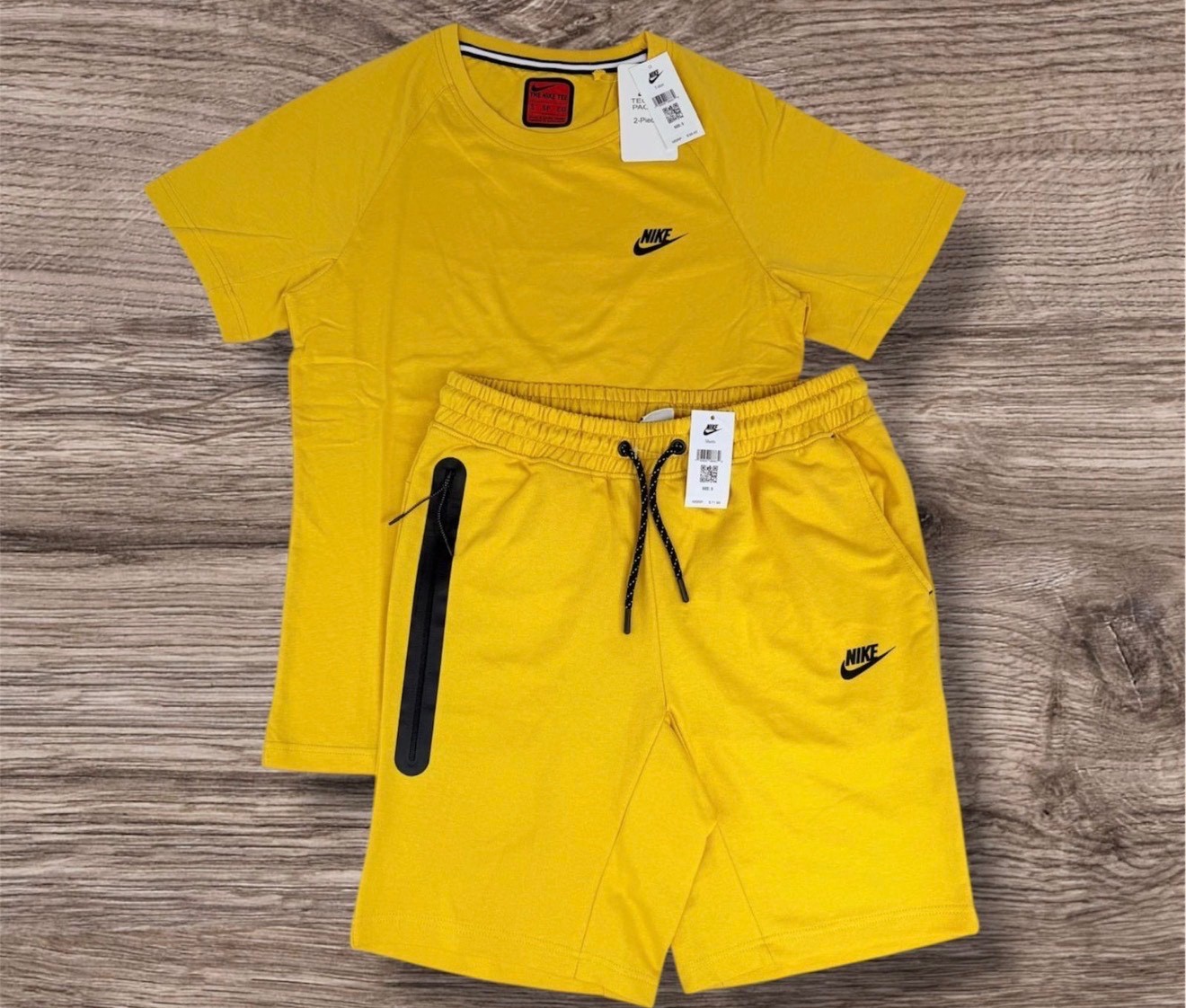 Men Nike Tech Short Set (Sizes small-3x)