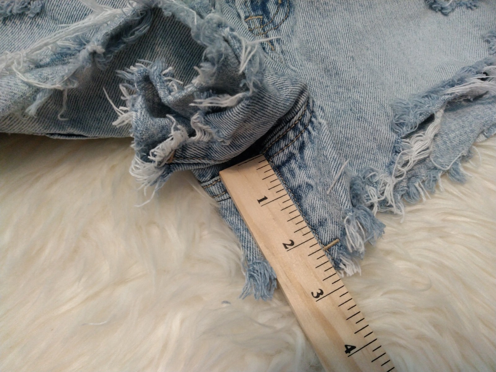 Pistola Light Wash Distressed Denim Cut Off Shorts High Rise Pockets Women’s 29
