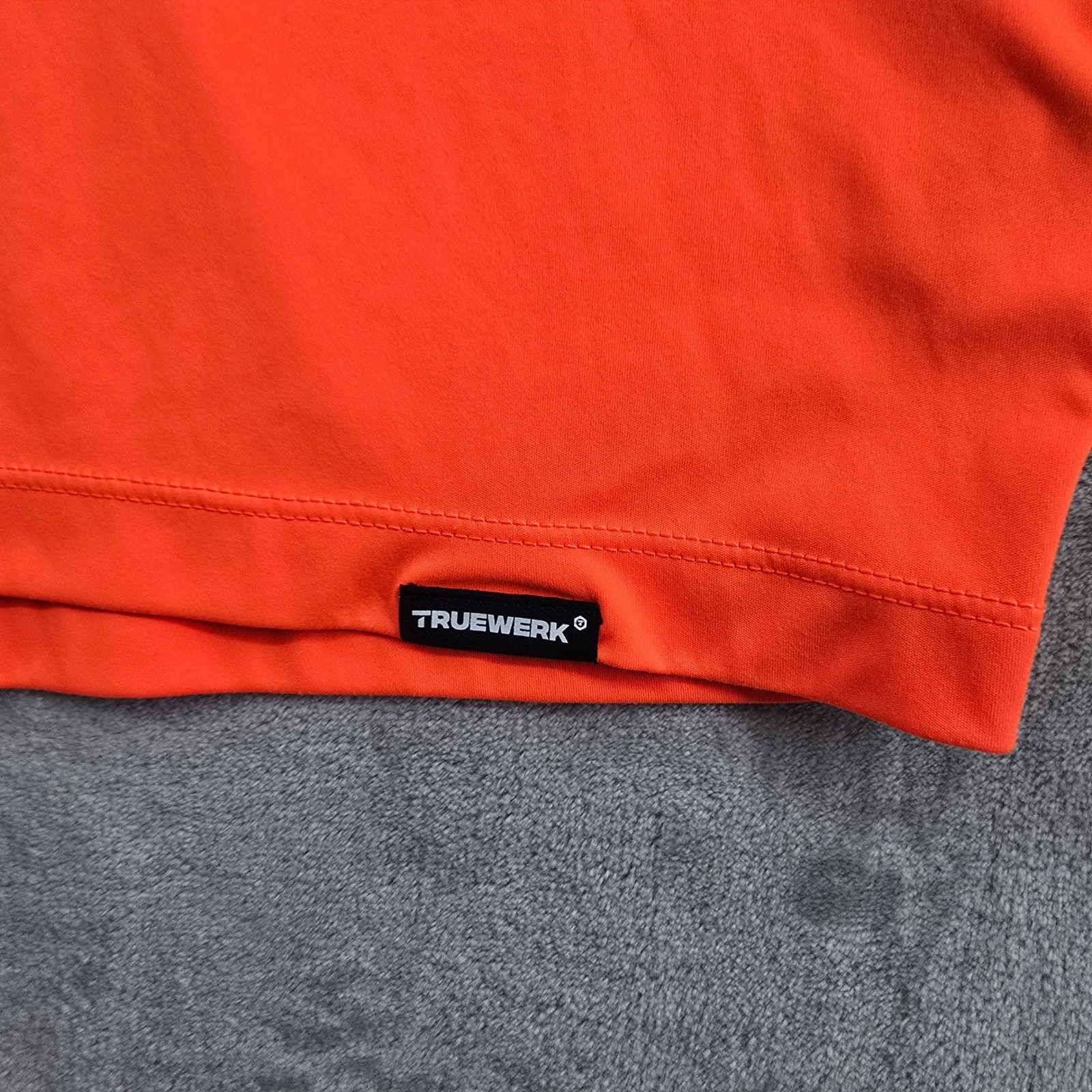 TRUEWERK B1 SIN TEE Mens Orange Short Sleeve Sun Tee Workwear Size LARGE NEW