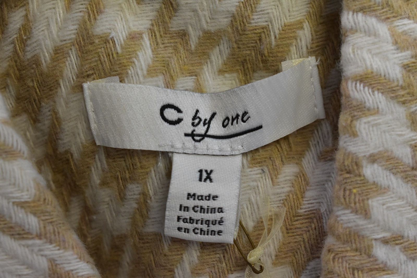 C by One Jacket Womens 1X Beige White Houndstooth Plaid Shacket Wool Blend Warm