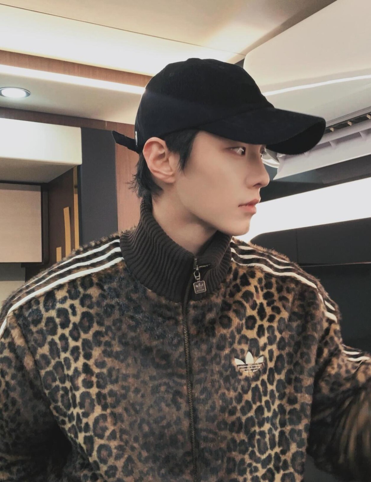 Adidas Originals FW25 JQD TT Track Top Leopard Casual Jacket KU9407 Asian Size