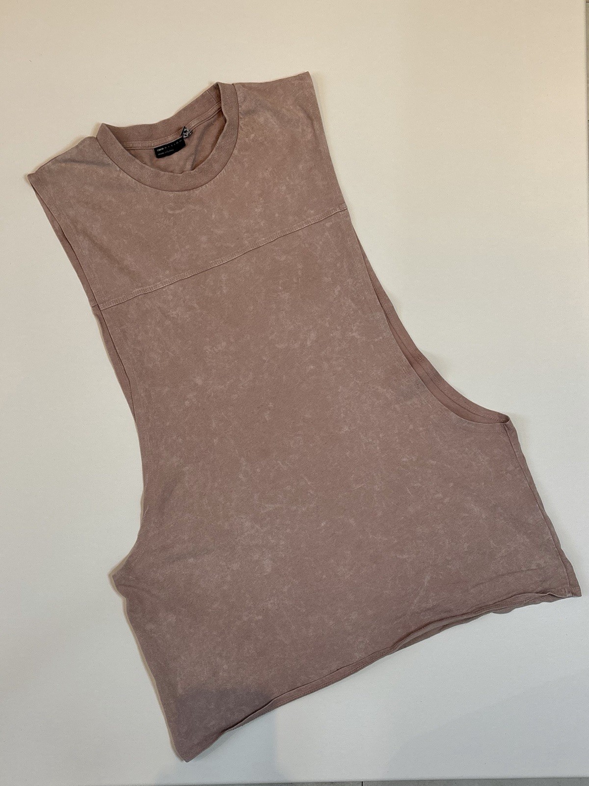 Women’s tank top variety lot multiple fits and colors, small, medium, xl