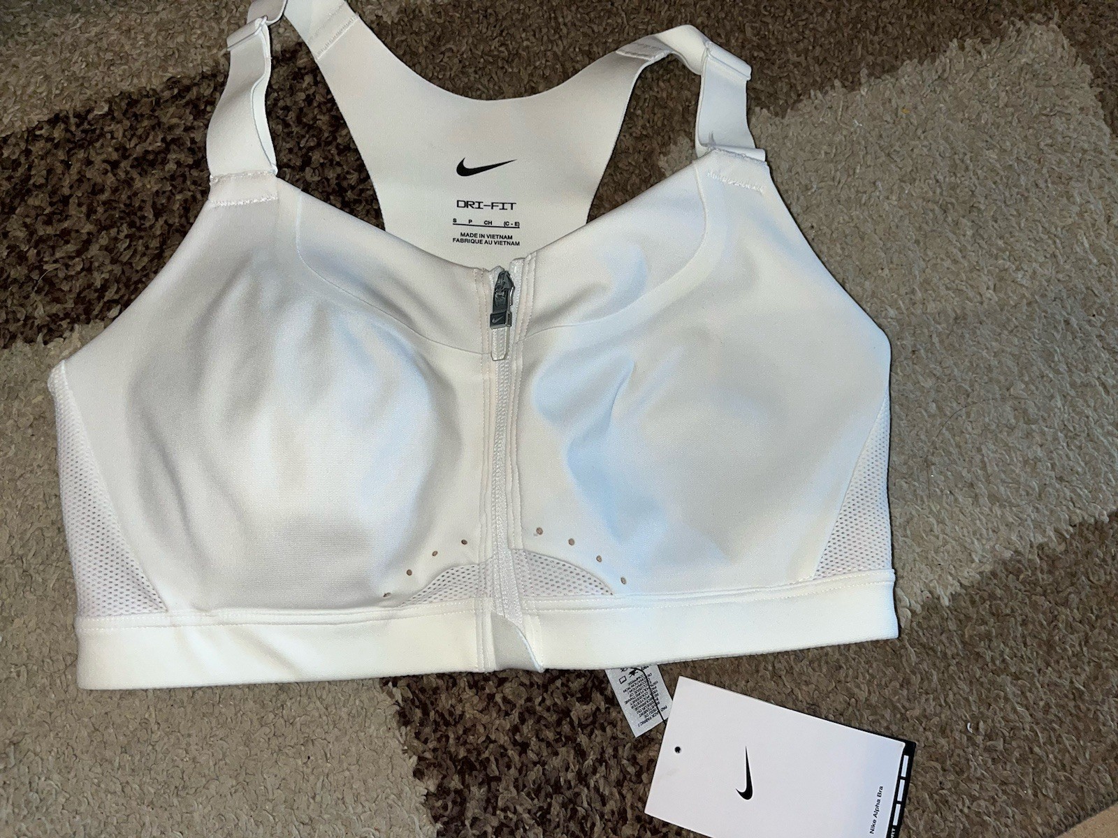 NWT Nike Alpha Sports BRA White DD0436 Padded High Support Cup C-E Sm $72