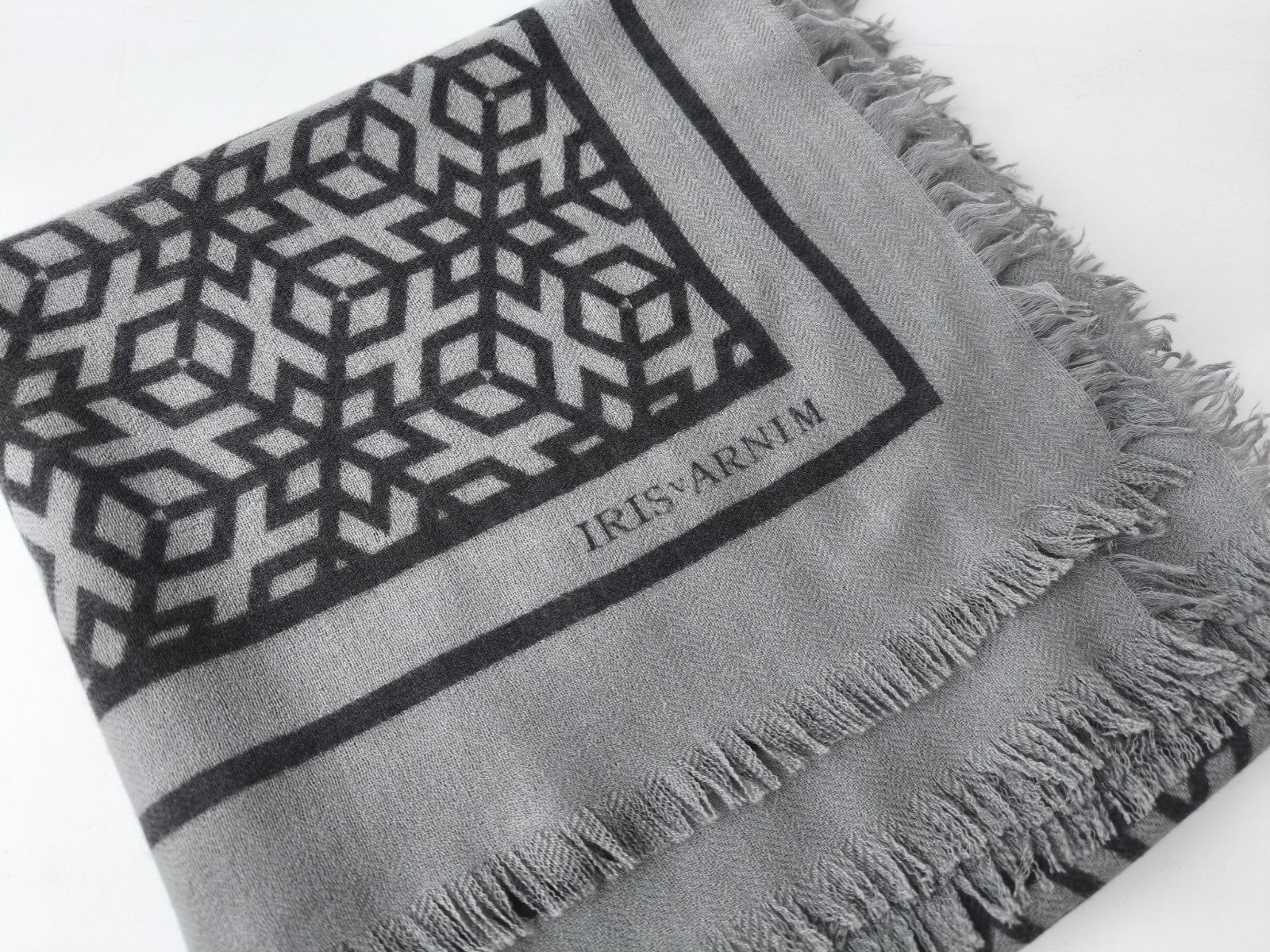 IRIS Von ARNIM Gray XL soft warm cashmere scarf stole geometric 51″