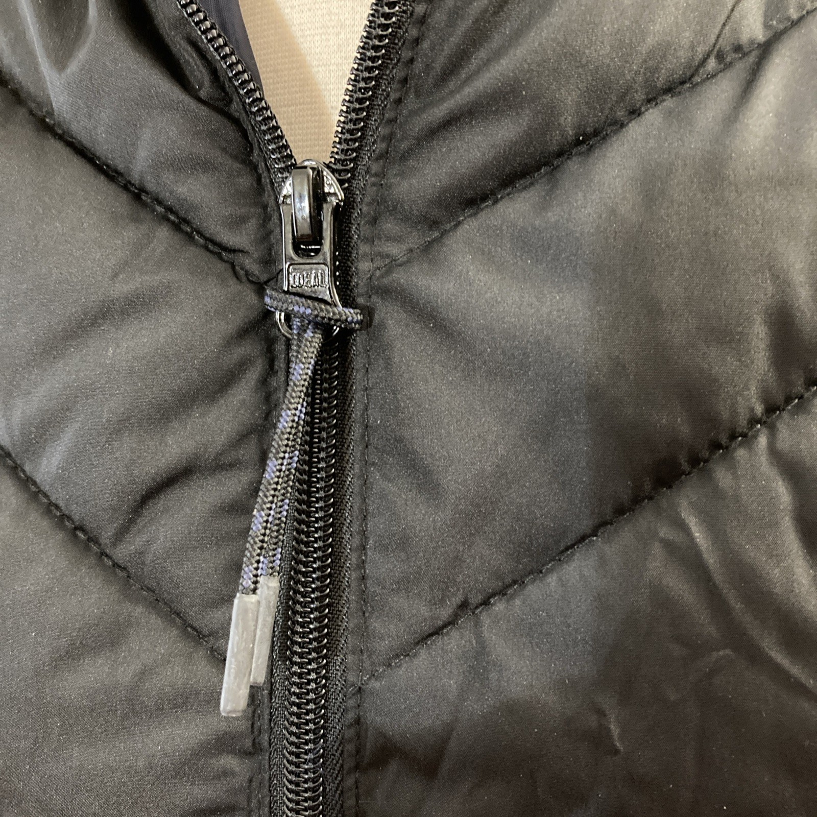 GAP Womens Puffer Vest Jacket Sz XS New Black Quilted Insulated Pockets Outdoor