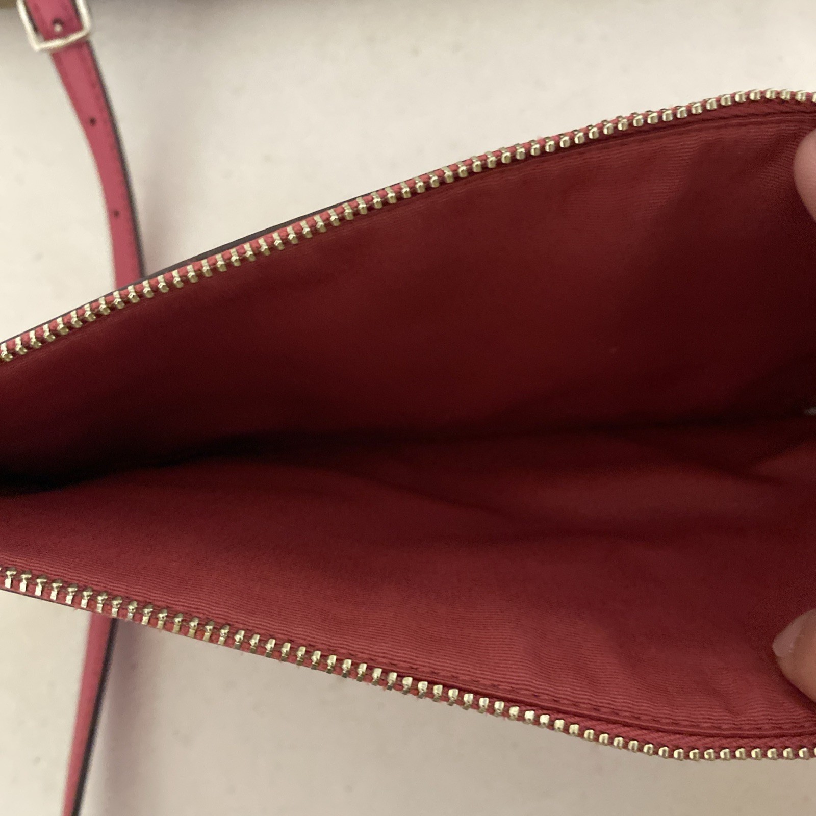 COACH EAST/ WEST POP CROSSBODY BAG IN KHAKI w/ PINK DETAILS & PINK ZIP WALLET