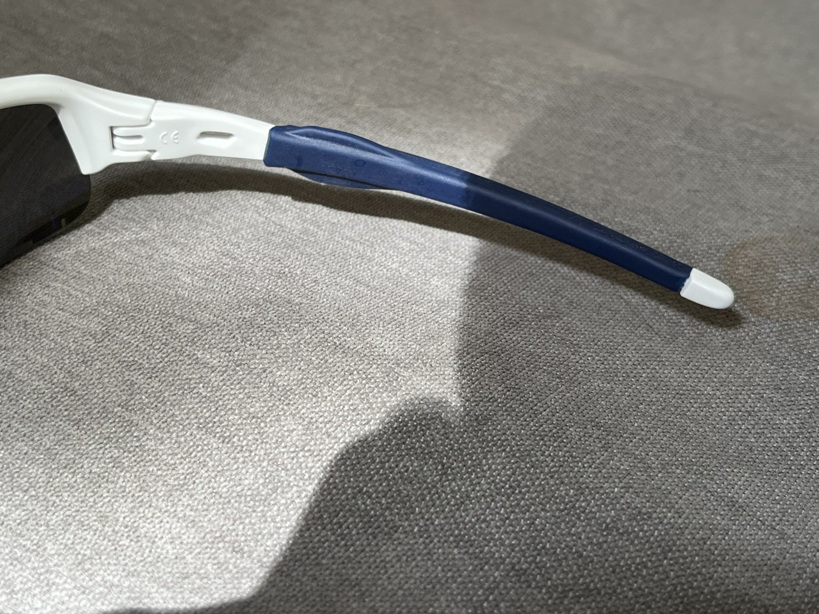 Oakley FLAK XXS YOUTH Matte White PRIZM Sapphire Blue Lens Sunglass OJ9008-07