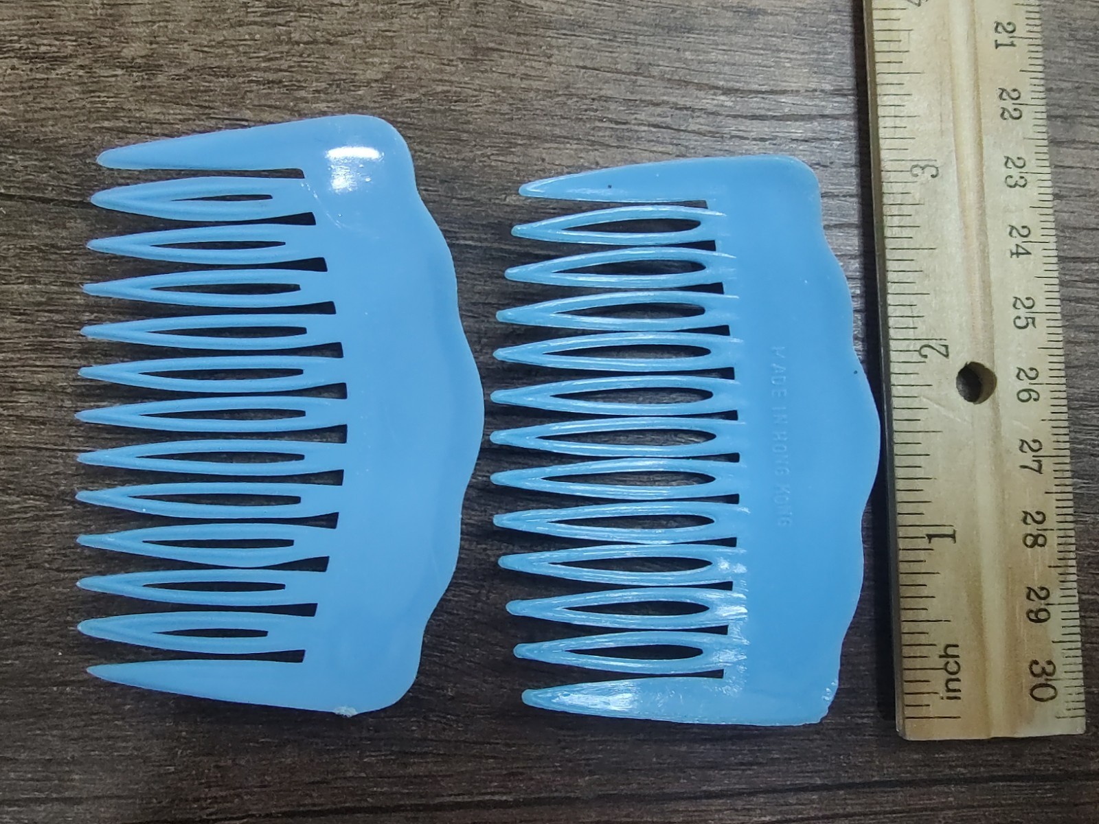 Love Ght Blue Vintage 1980’s Hair Comb Scalloped Edge Marked Hong Kong Z23