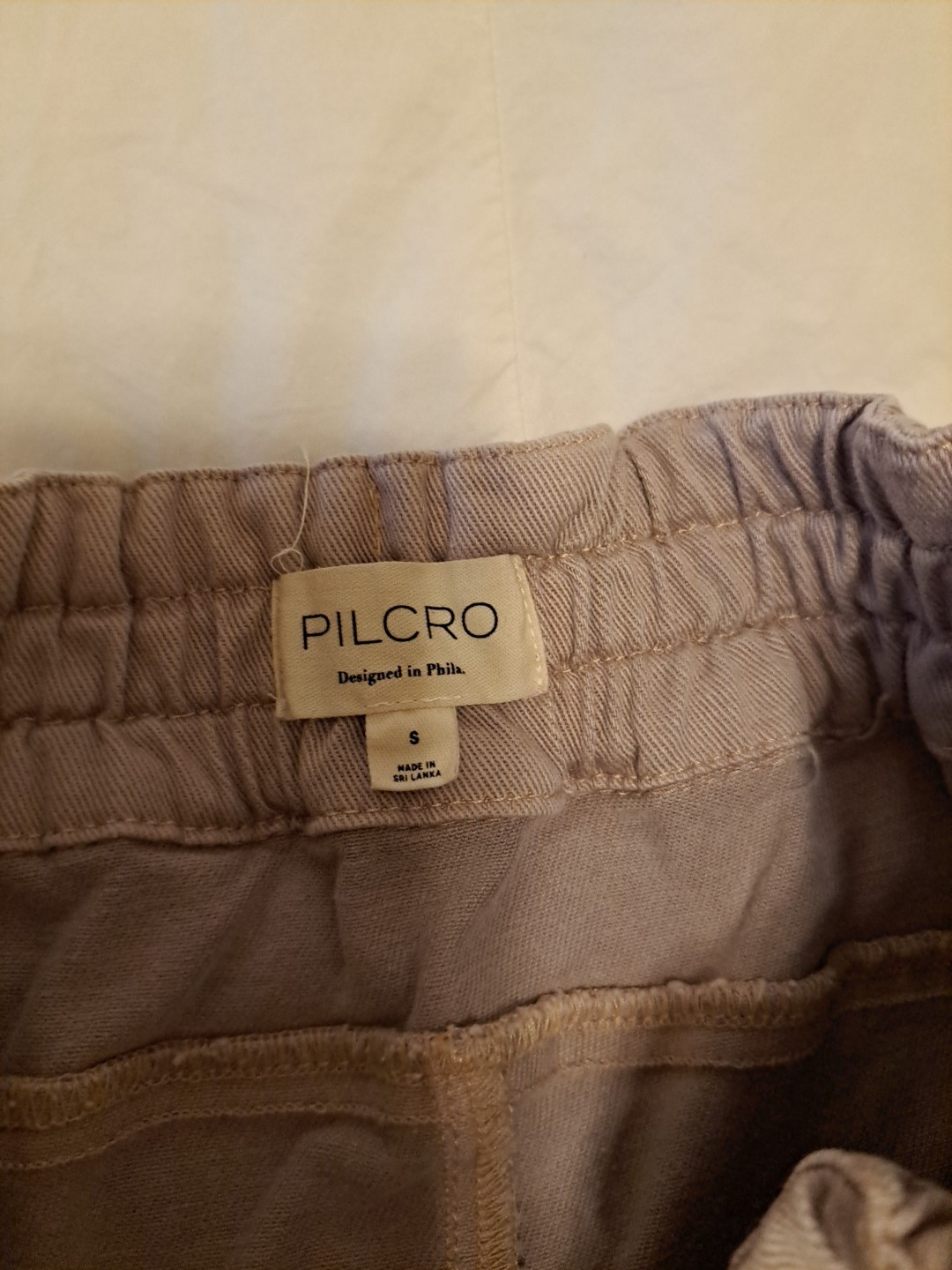 PILCRO mid-rise parachute pants Sz S EUC Beige Returns Accepted